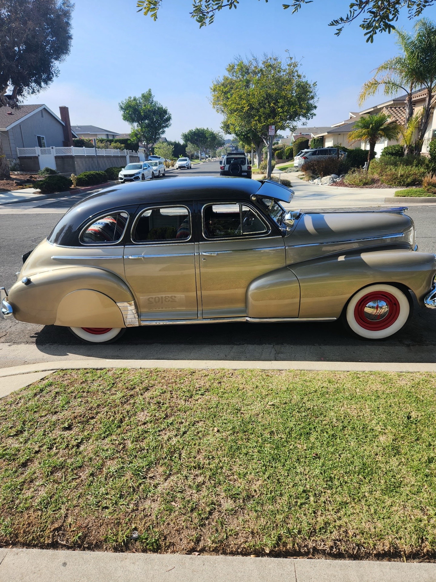 @TwoOldCholos