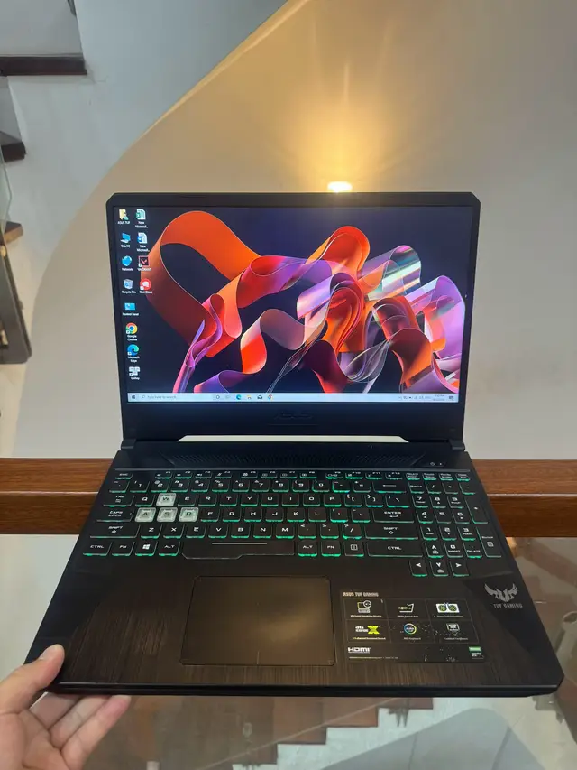 @Tiểu Bảo Laptop