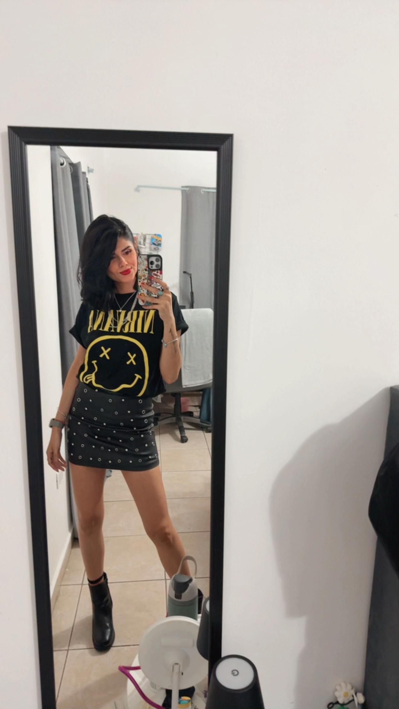@Den ✨