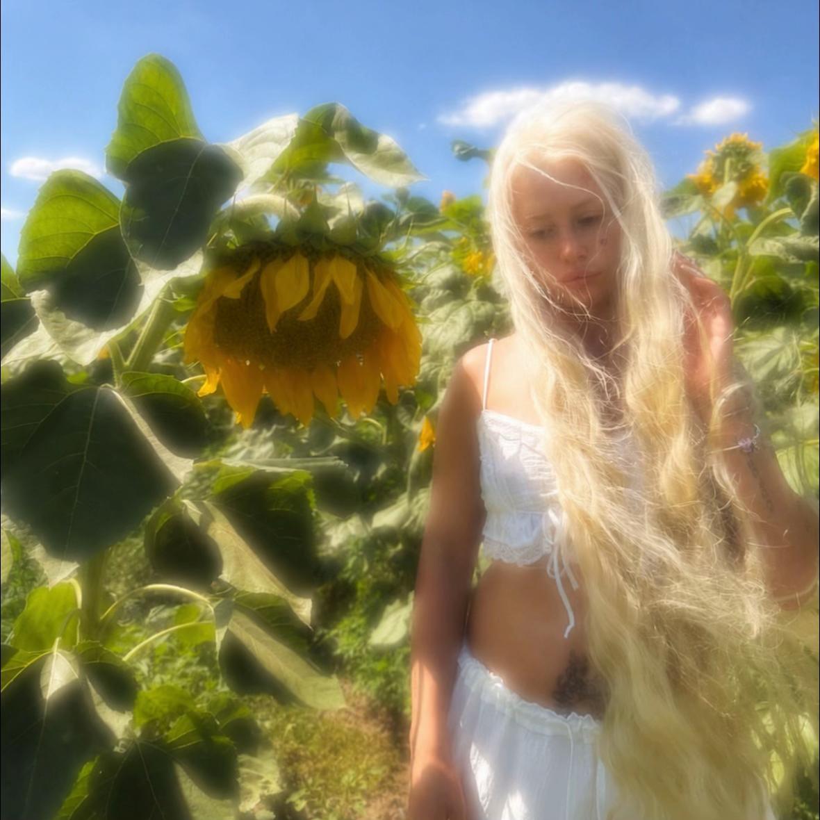 @𝚜𝚘𝚗𝚢𝚊_𝚑𝚘𝚏𝚏🐇