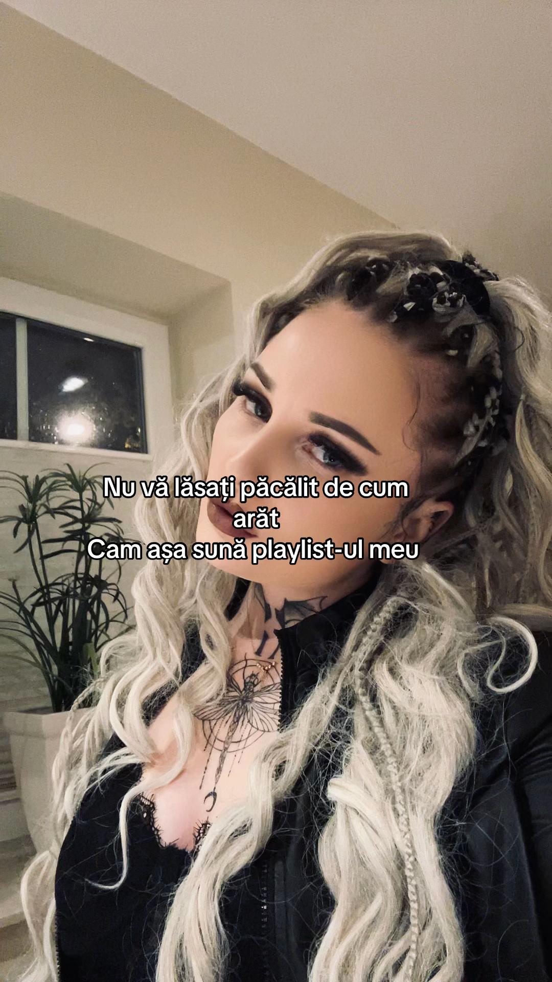 @Mădălina 🧡