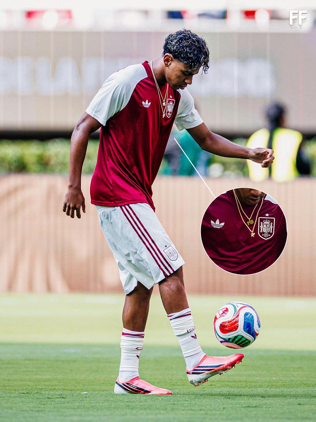 @Footballer Fits