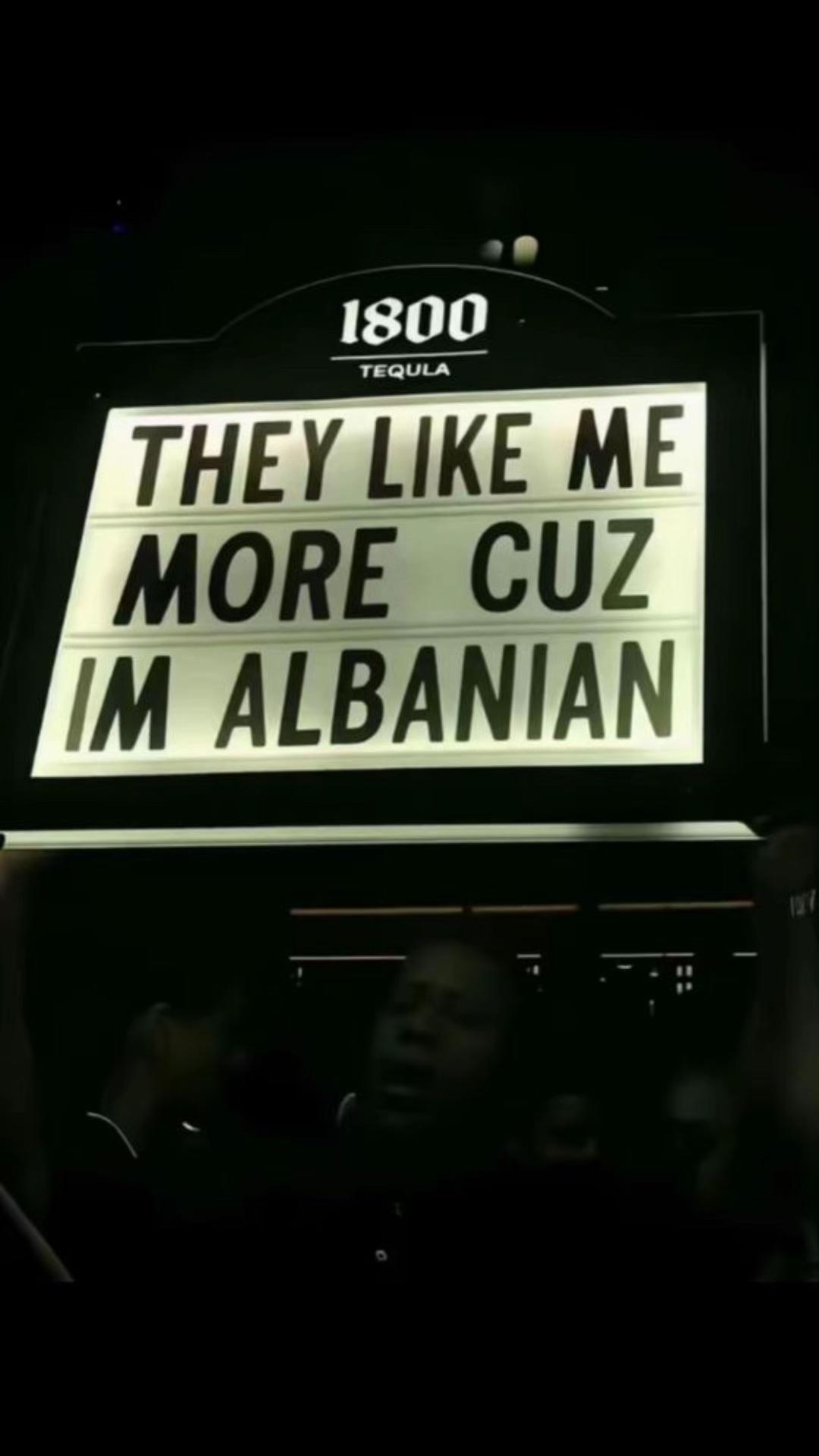 @canabelizzi
