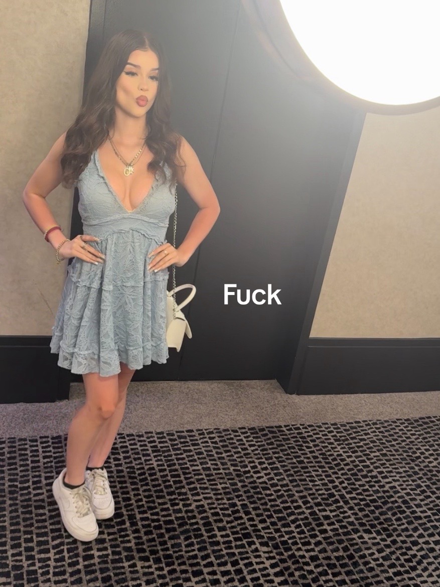 @):)