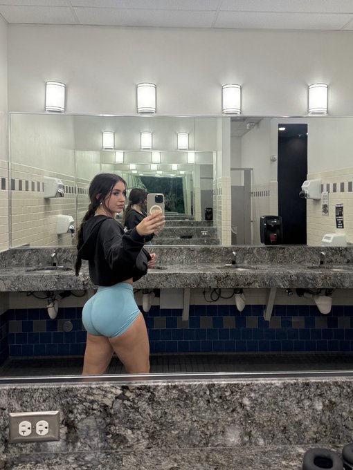 @Sissa Marie 🦋💓🌸