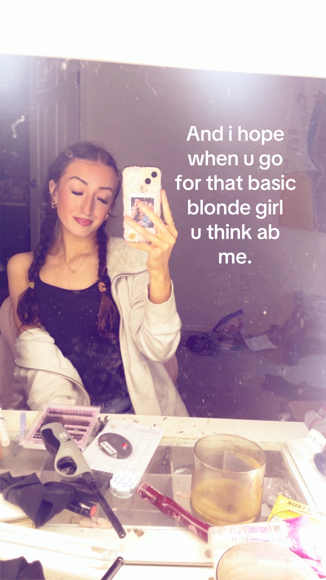 @️