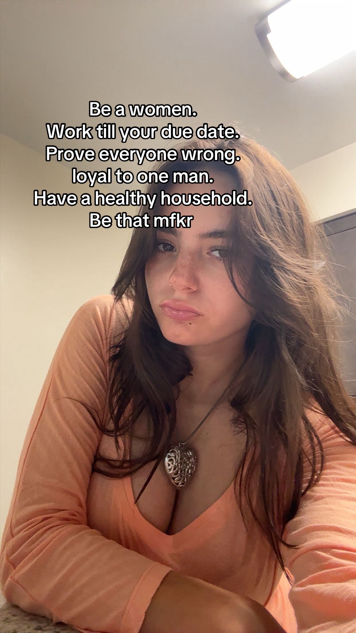 @layla.com999