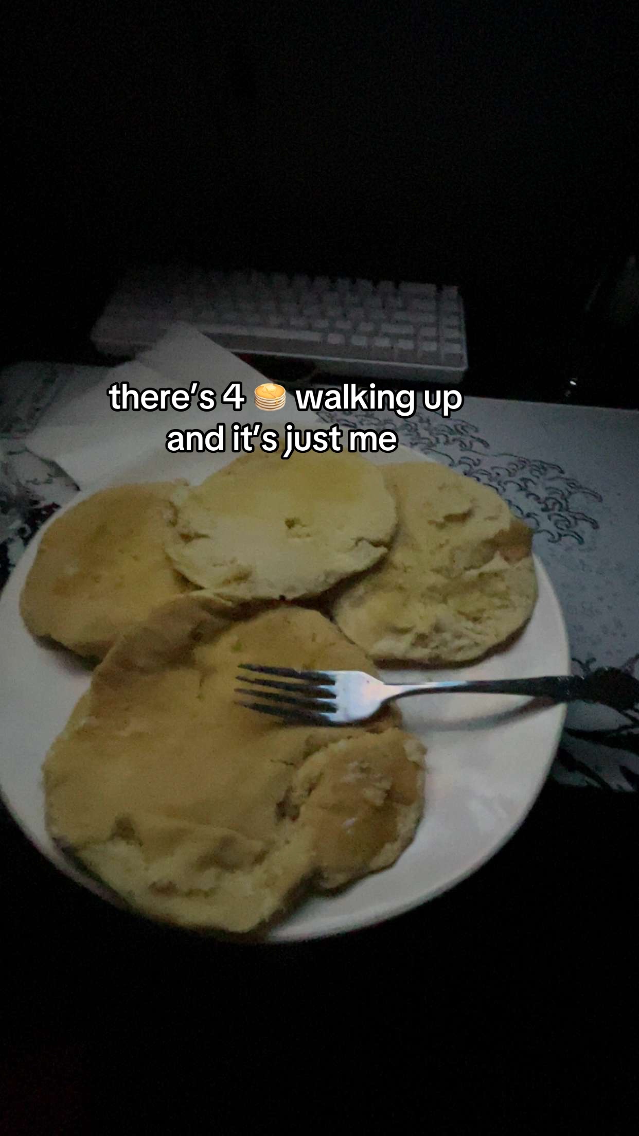 @🧟&zwj;♂️