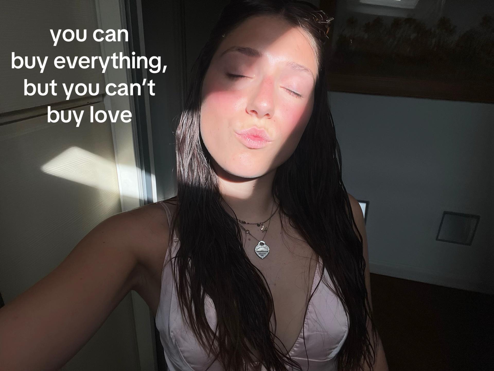 @Alis