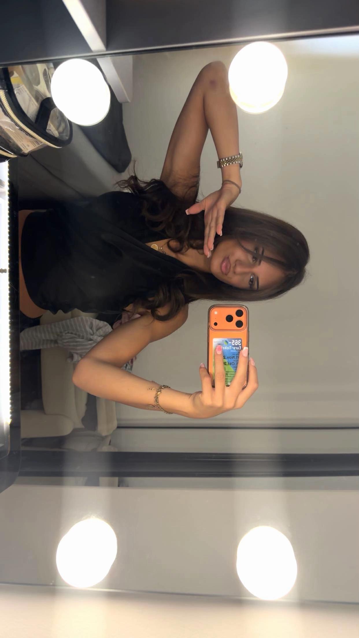 @𝓢