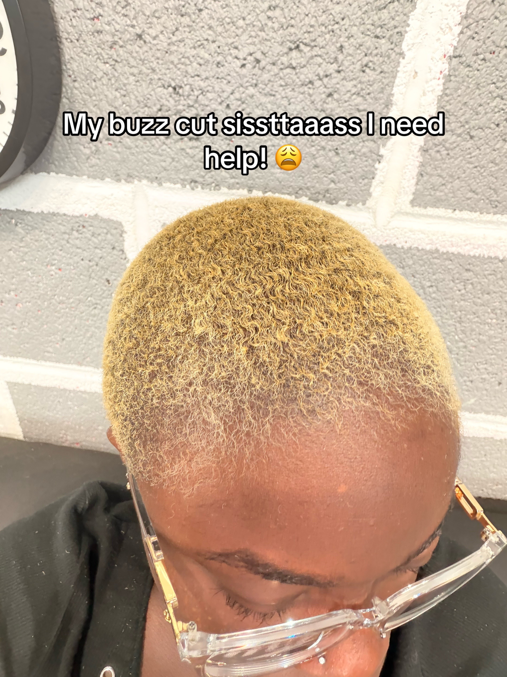 @Laidbyleshaa