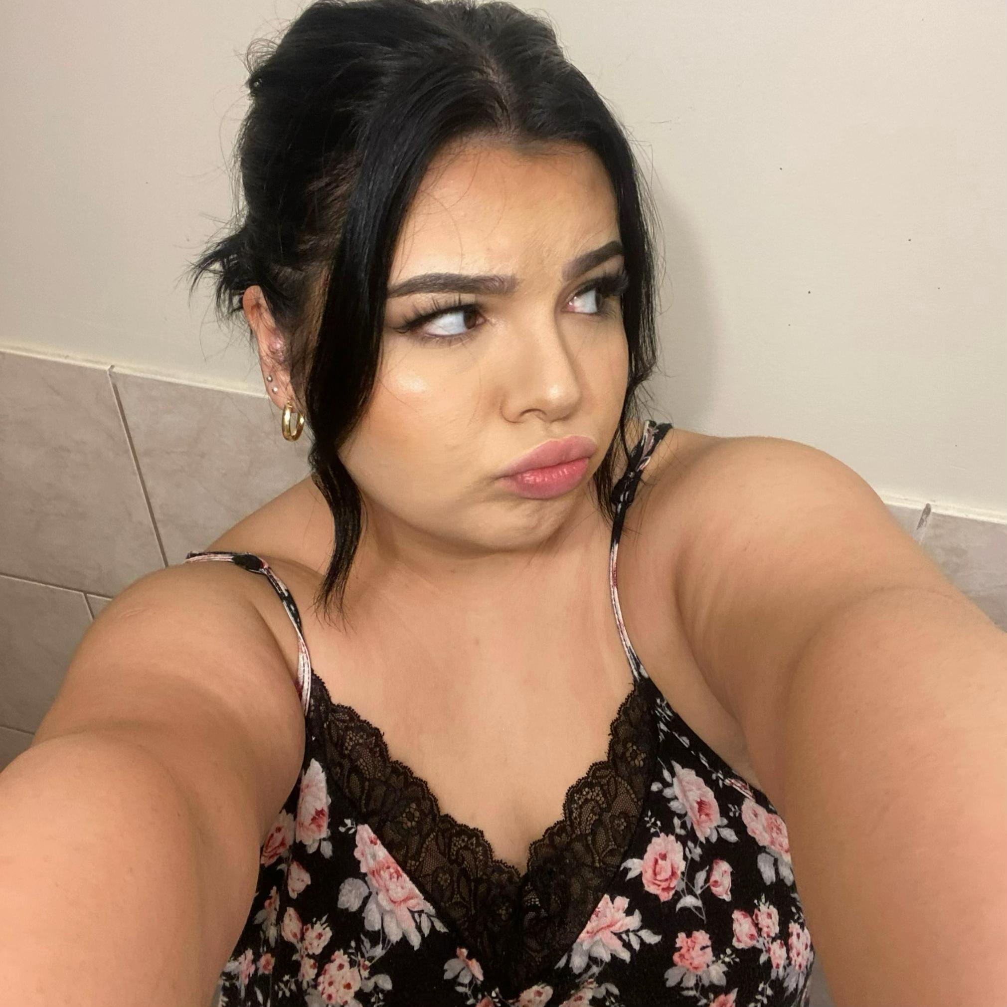 @Victoria💋🪽