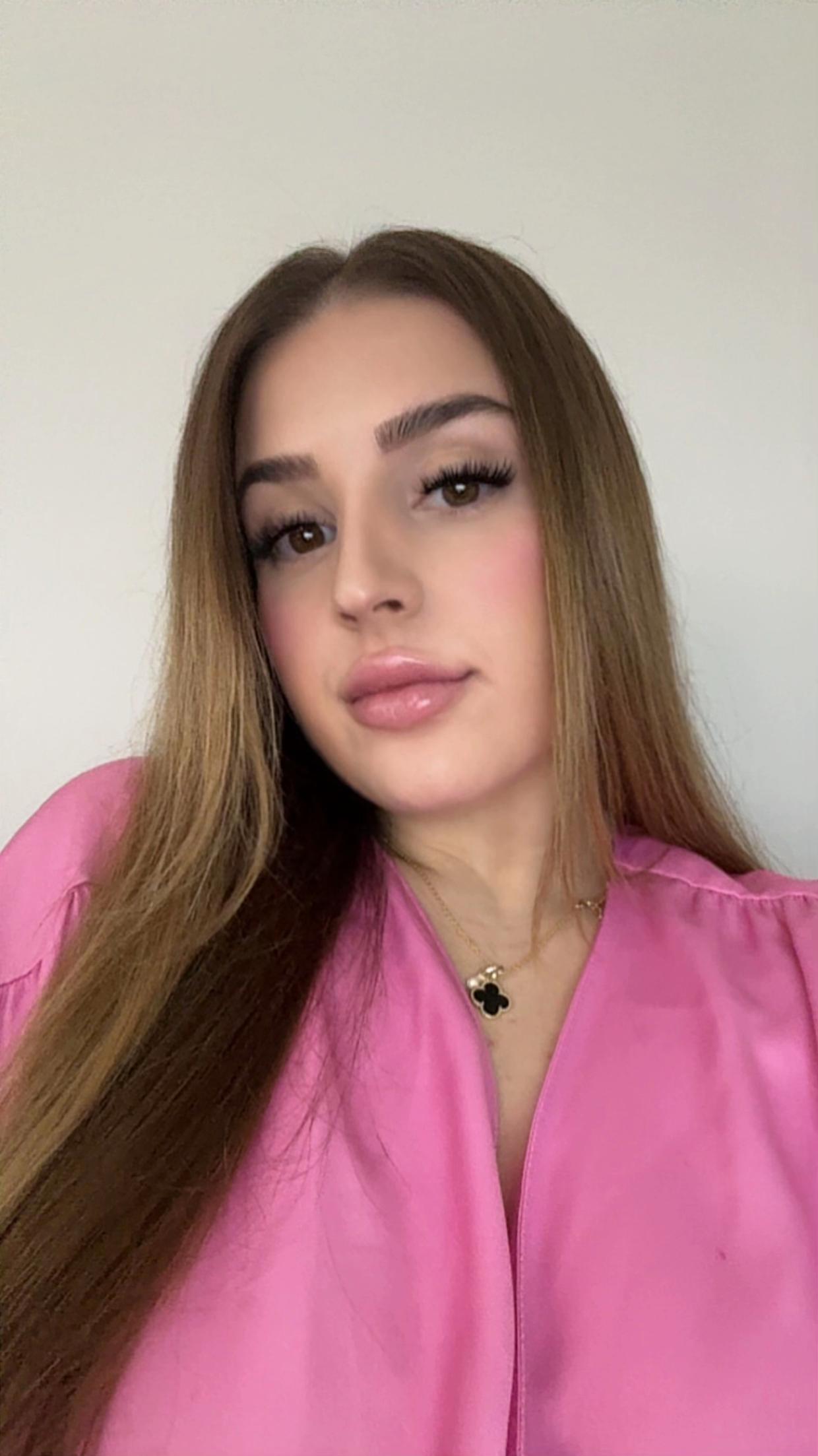 @Alyssaviv