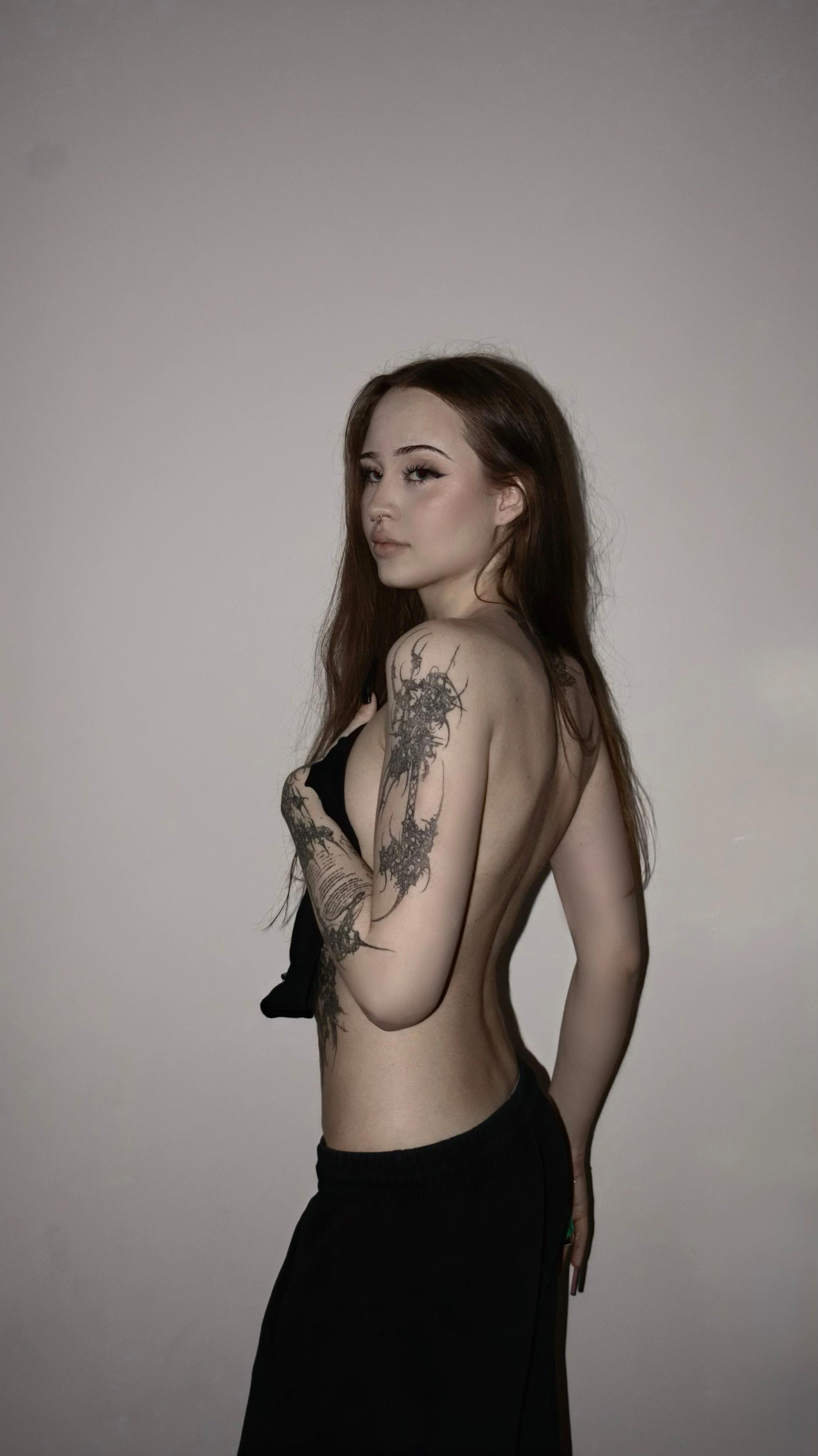@m11lovv33