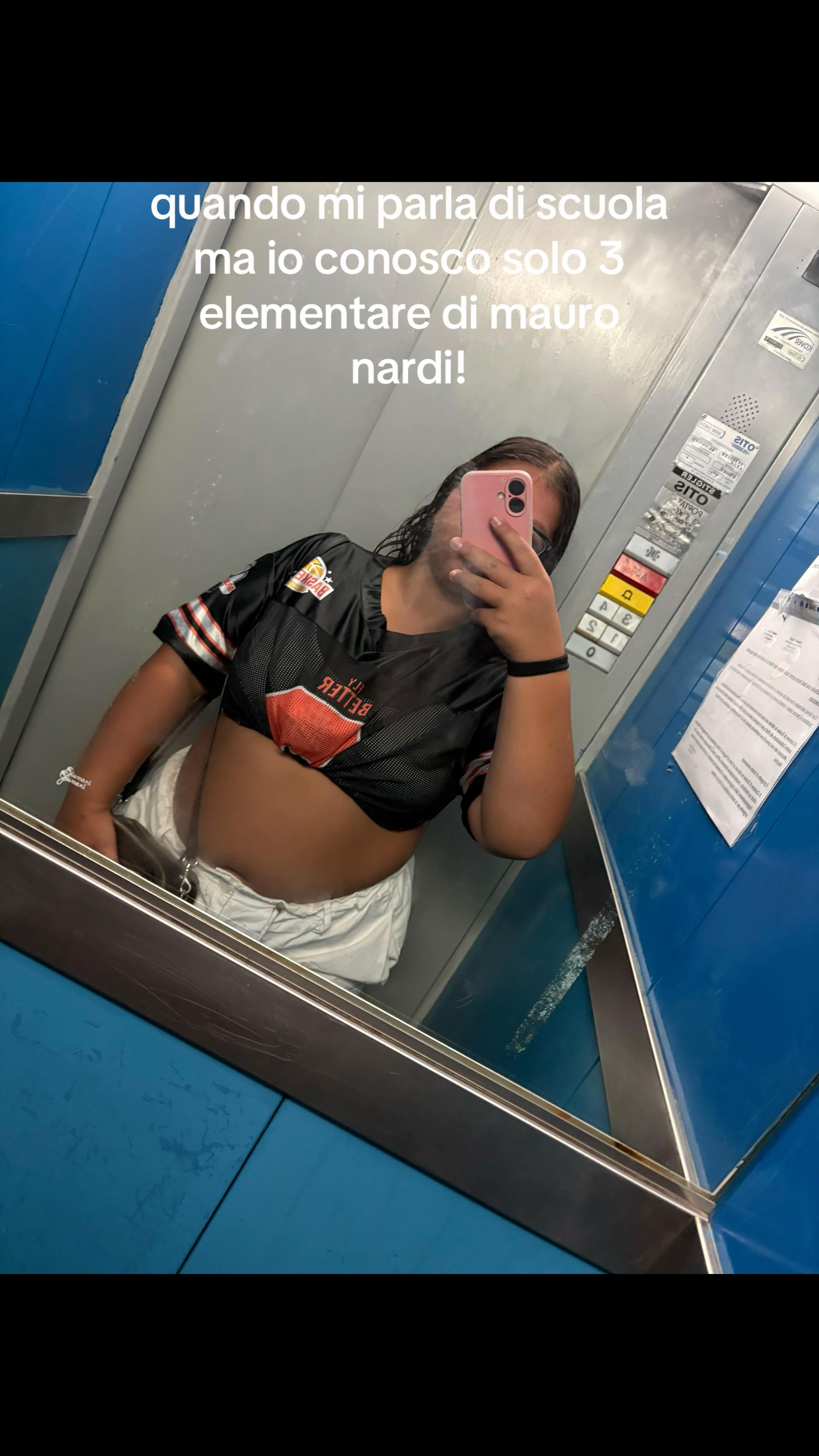 @__useras__