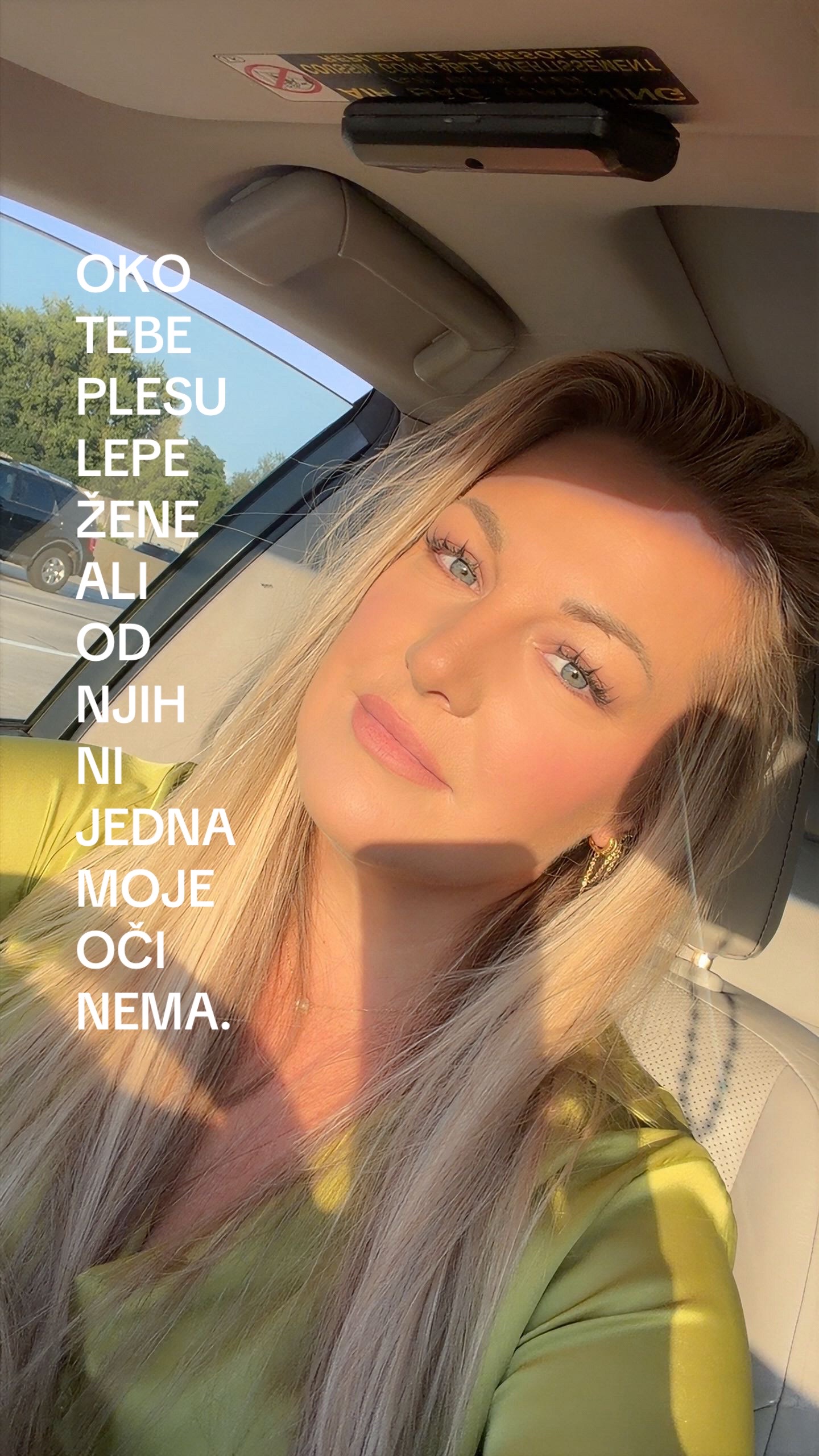 @๐๐โ๐ผ๐๐ธ ๐ธ