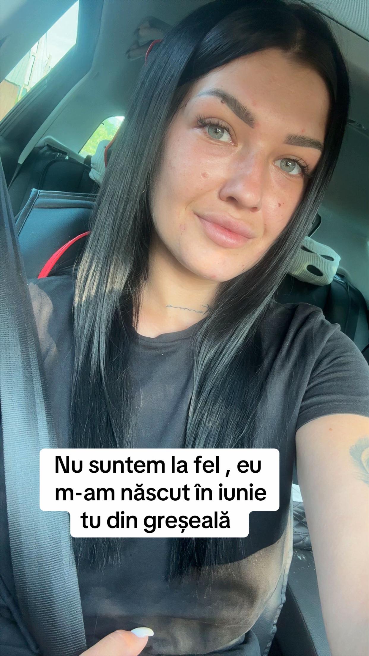 @Elena🧸