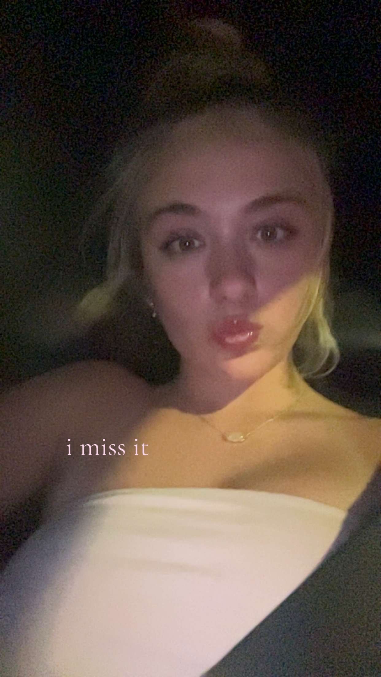 @j e n a ๐ง๐ง