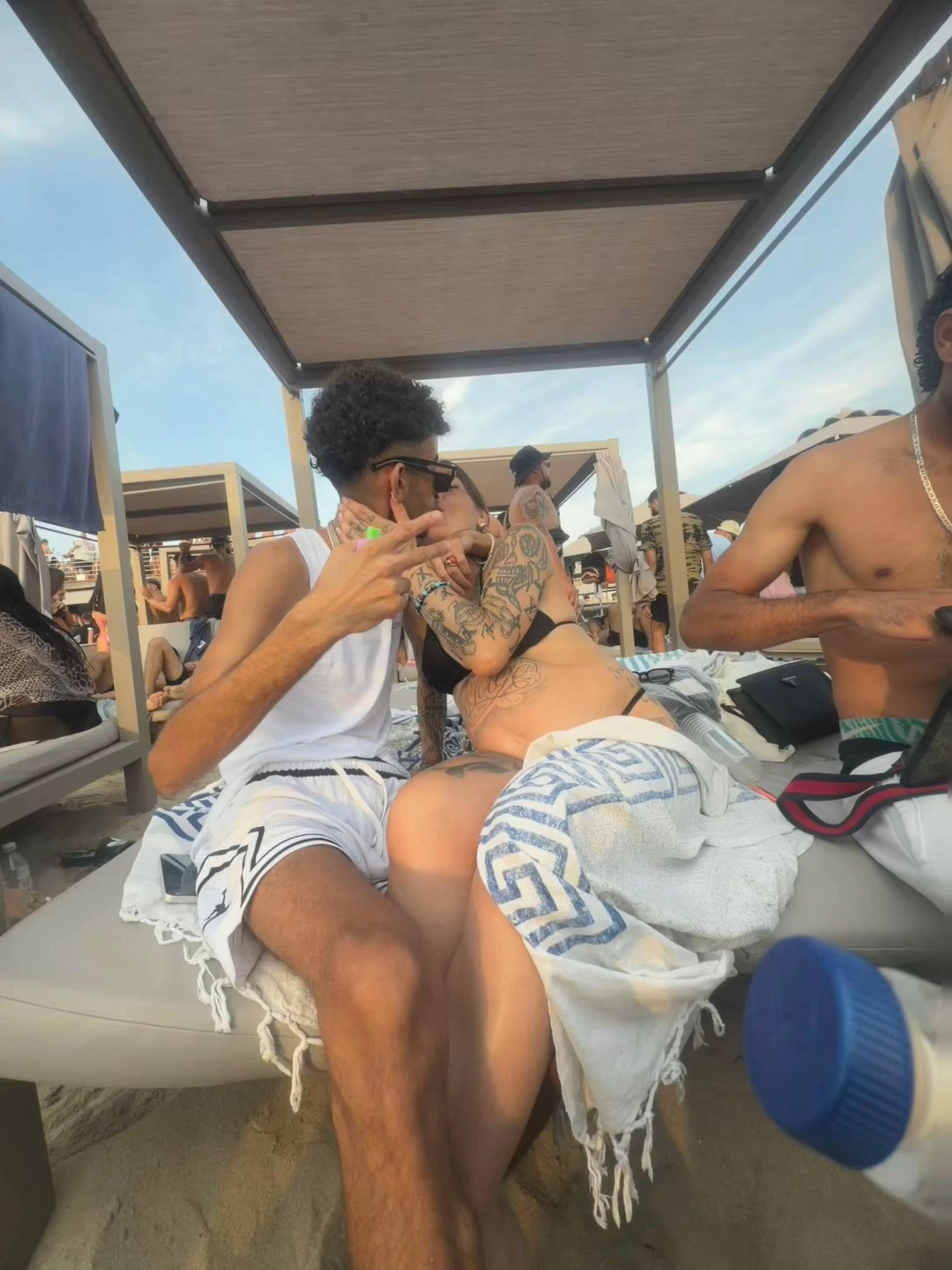 @sabrina
