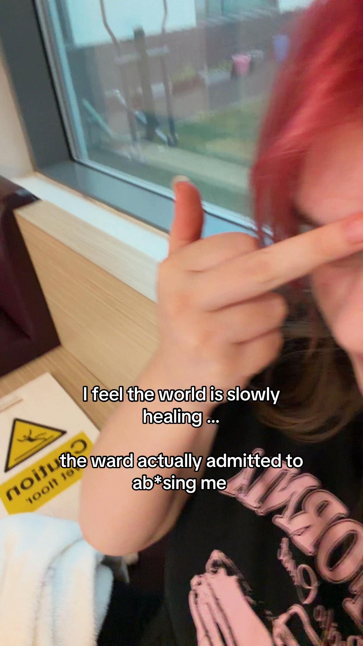 @holly