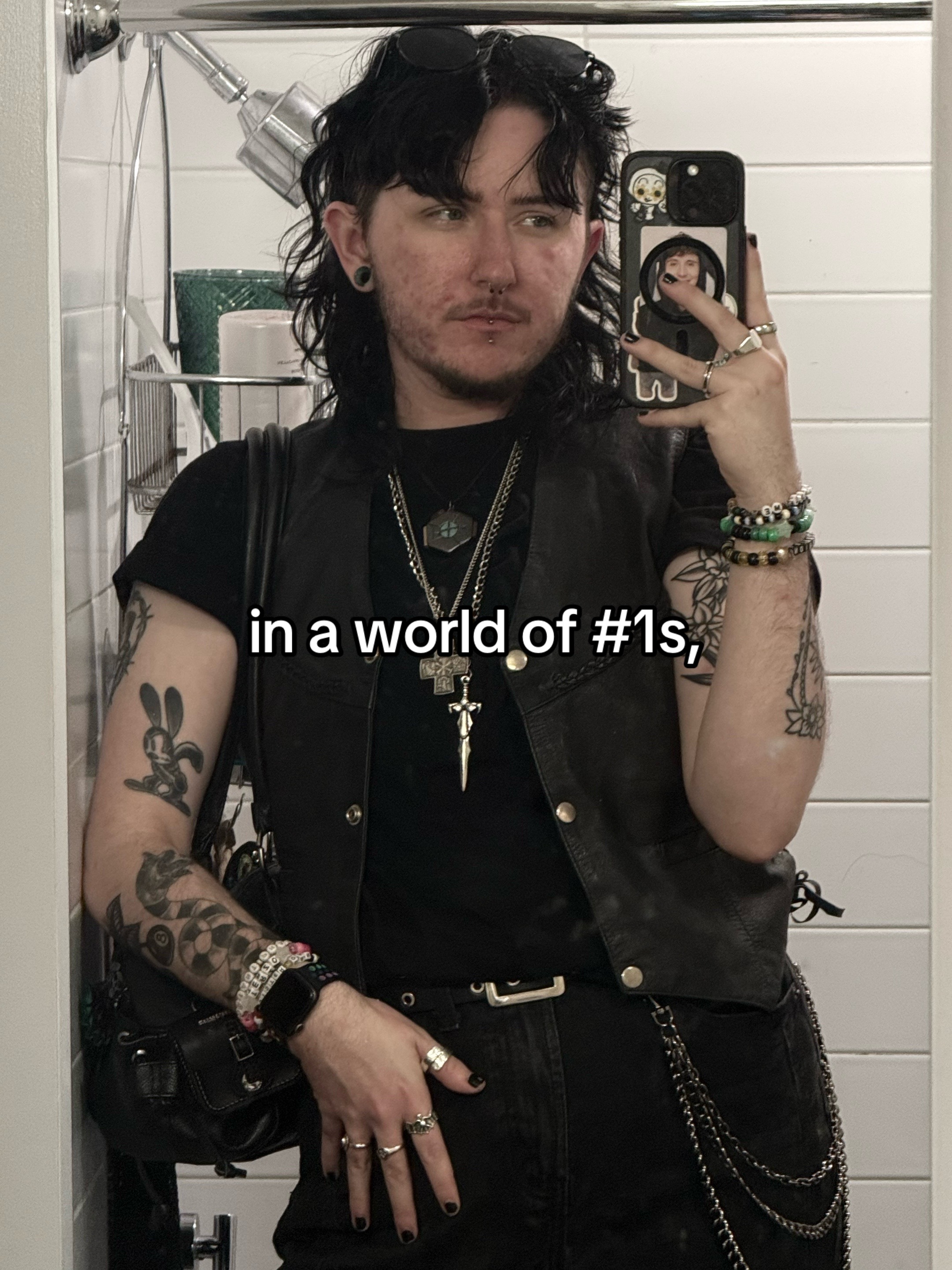 @Grayson Goore ⋆༺𖤍༻⋆