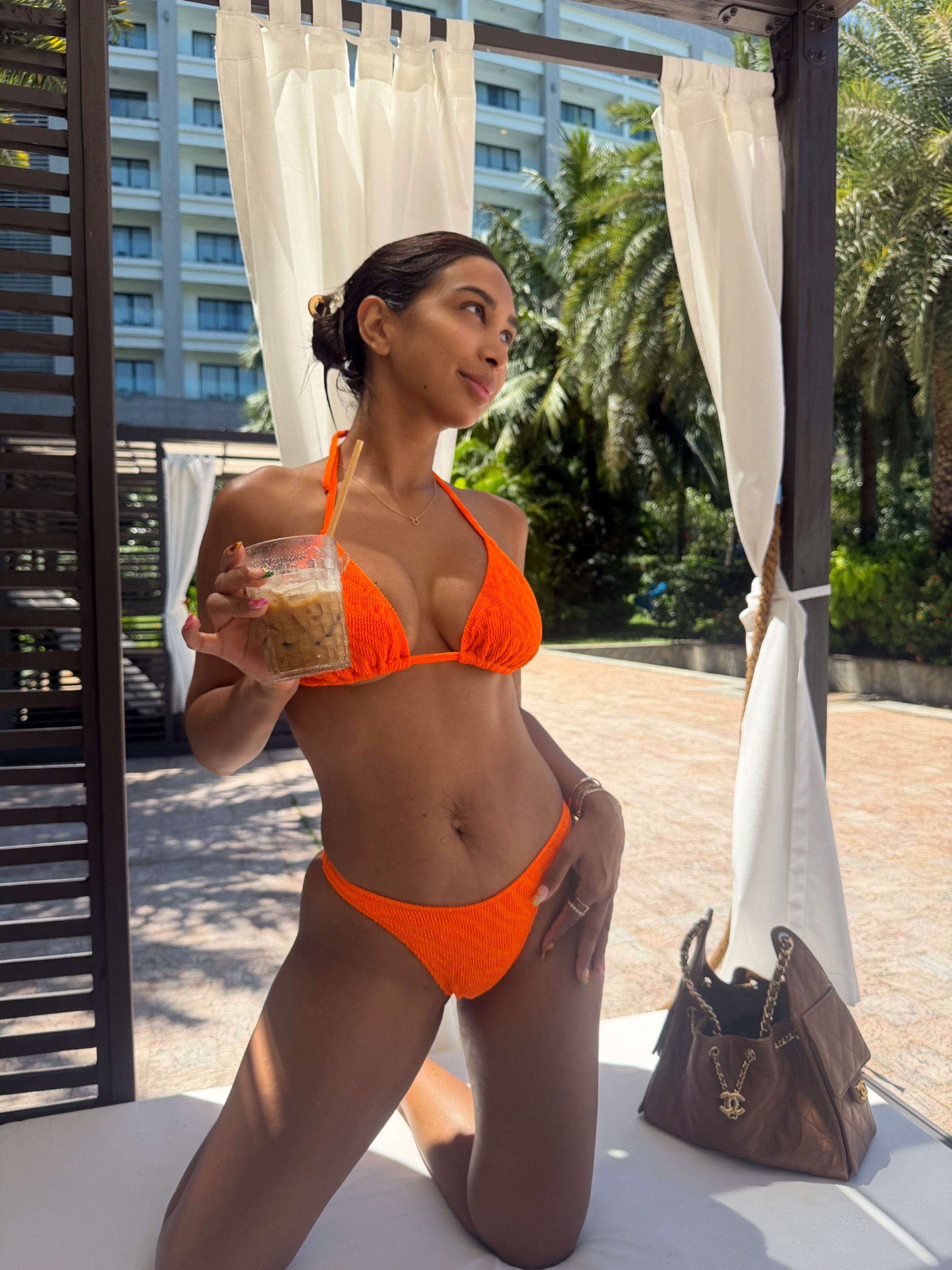 @Alyssa &bull; Spoiled Miami Mom🌴