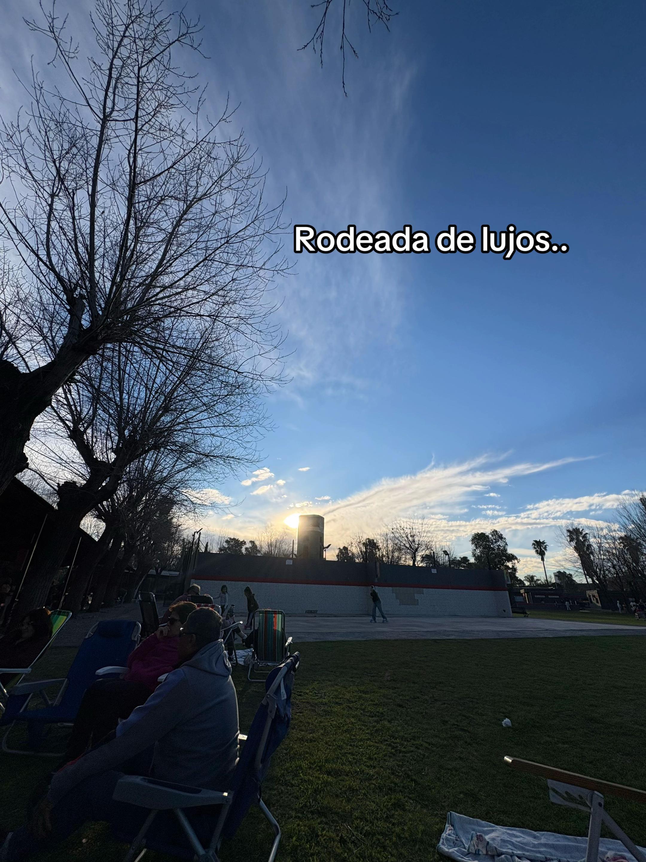 @Rocío