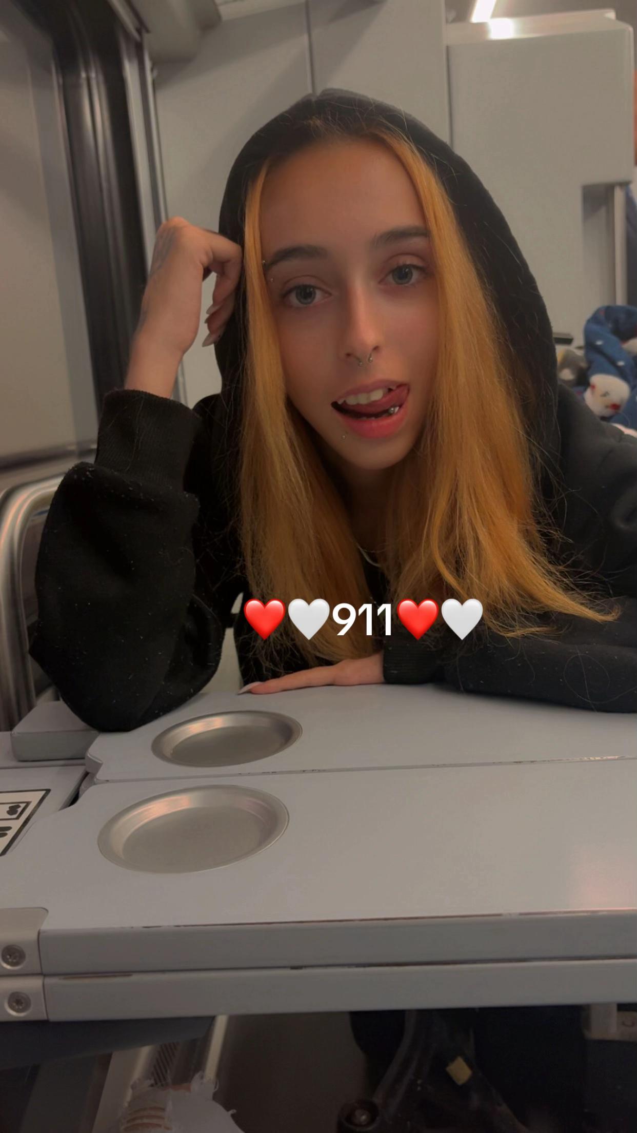 @Skazana_❤️🤍❤️