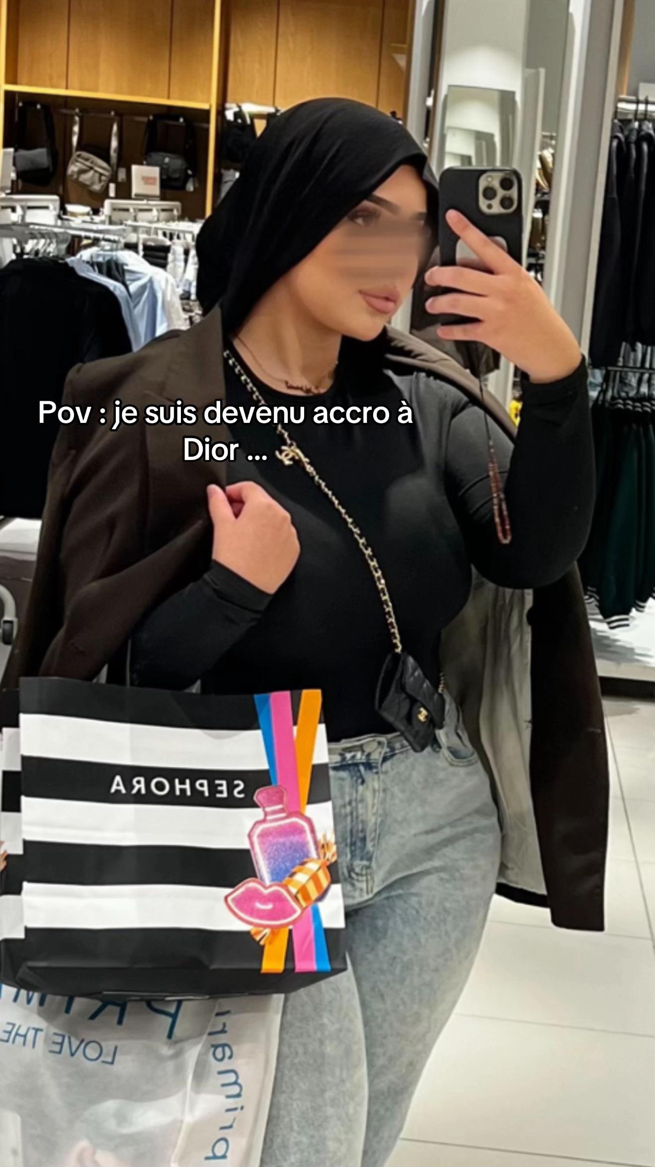 @ⵣ