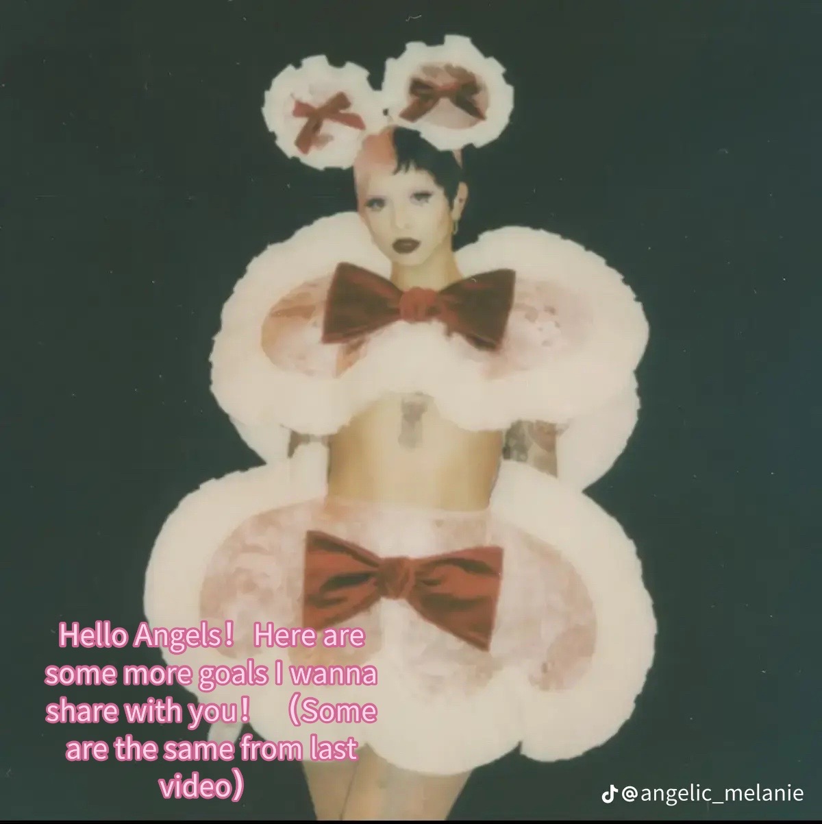 @𝐀 𝐕 𝐄 𝐑 𝐈 🐰
