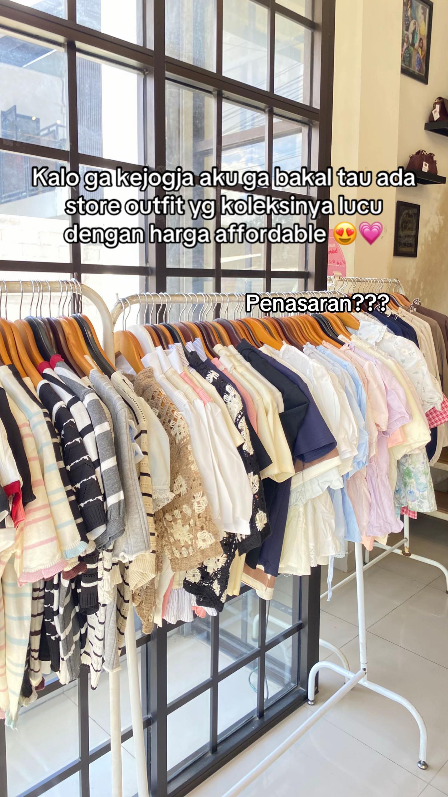 @Ichaandenishop_store
