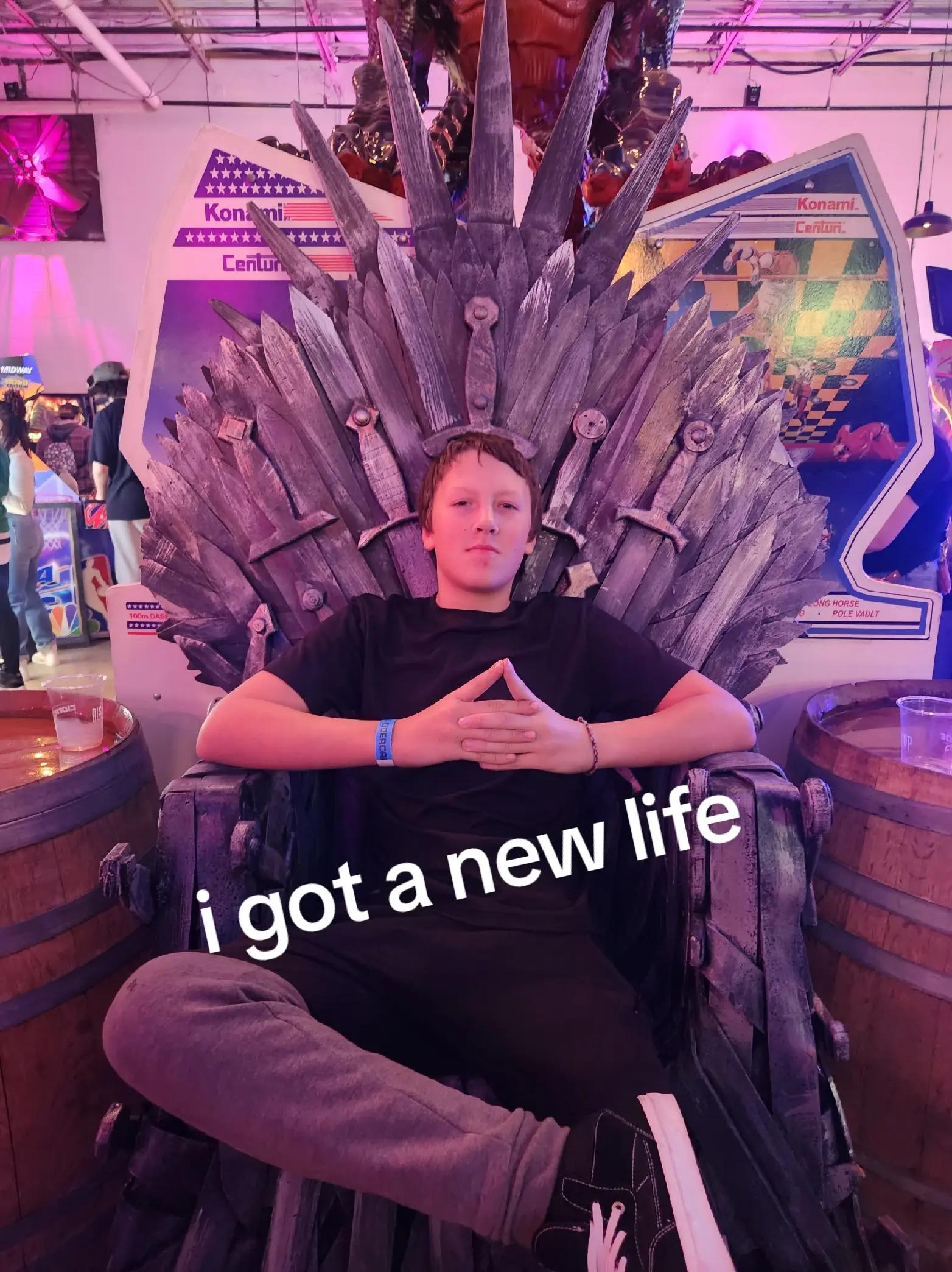 @young dagger JDK𖣂