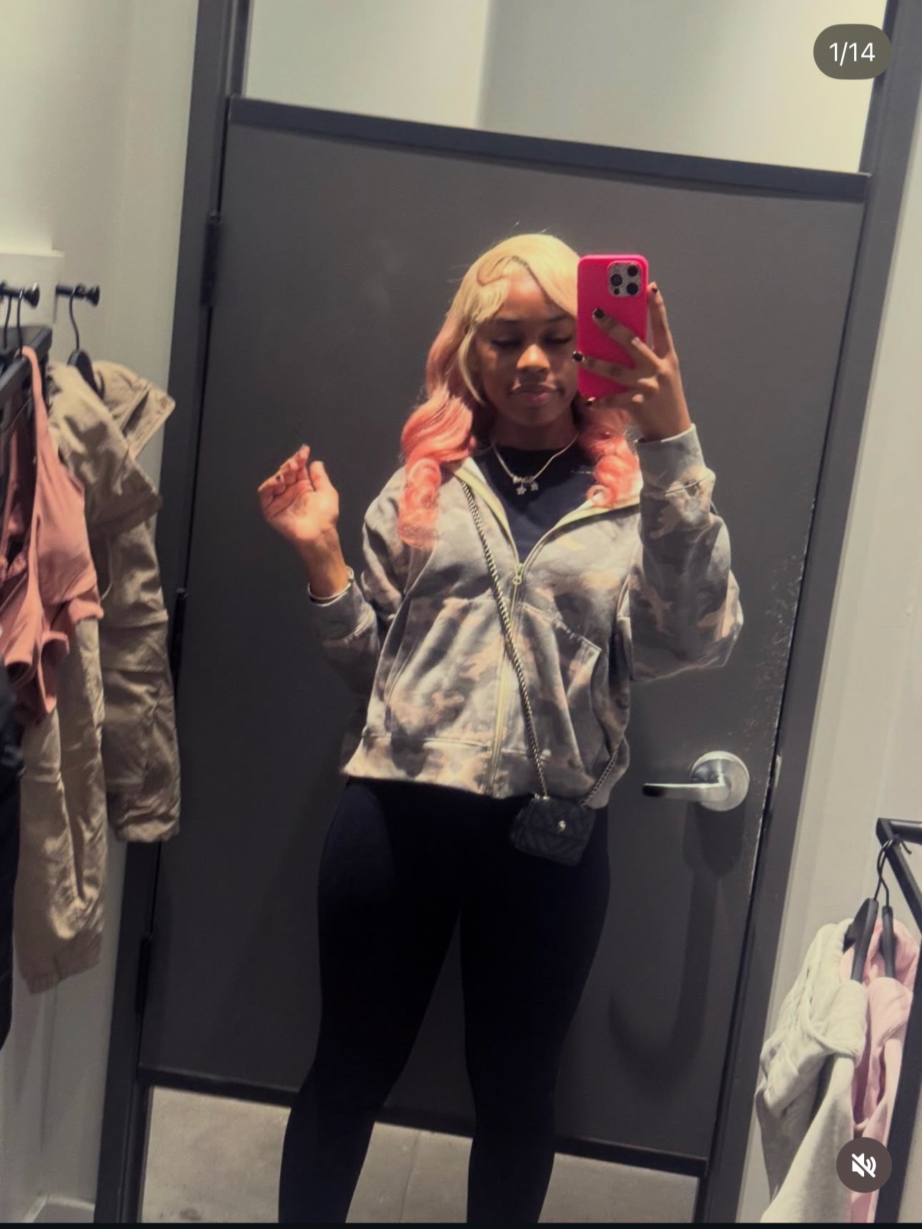 @somesexyloser_