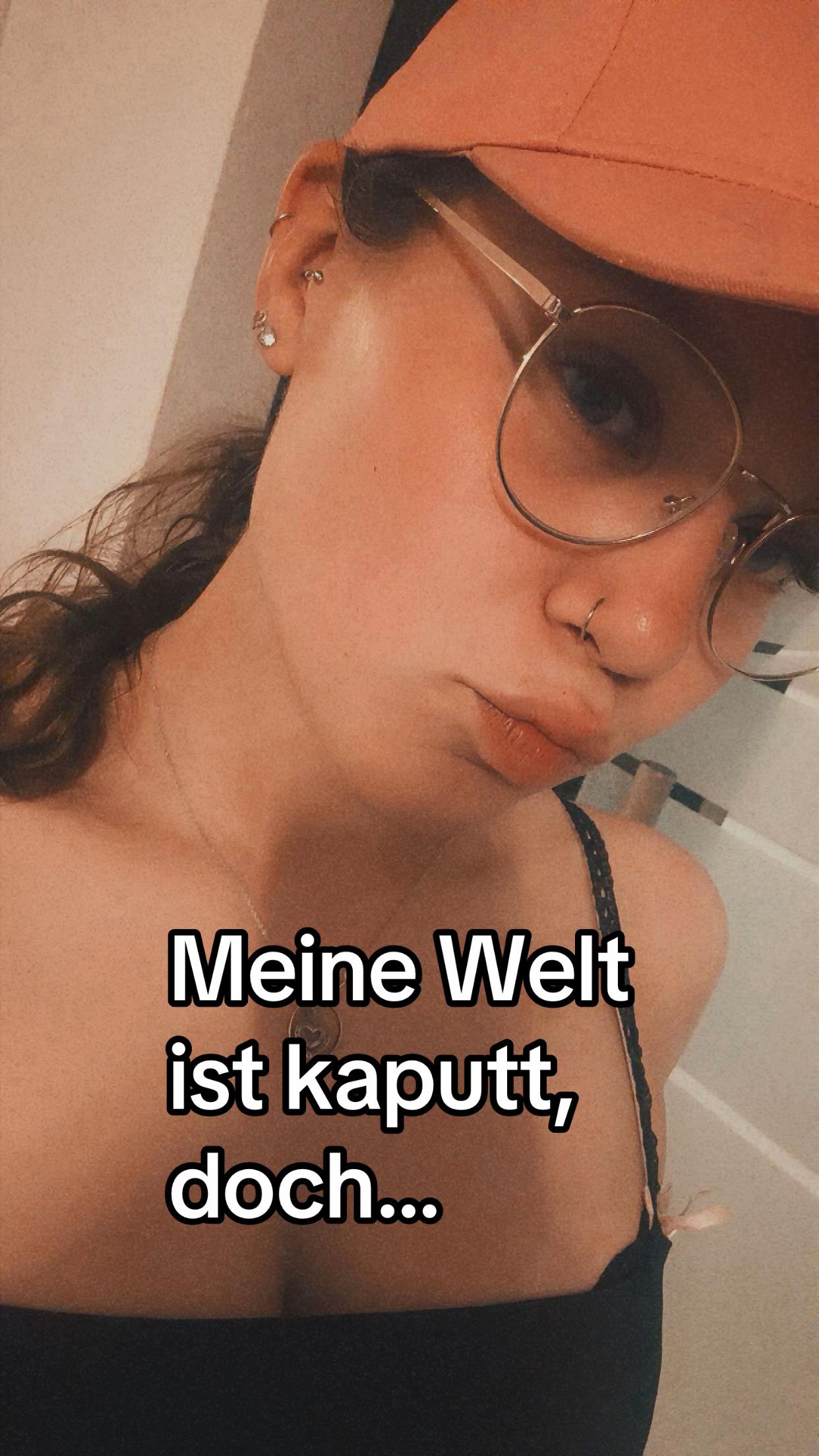 @Lara 💕