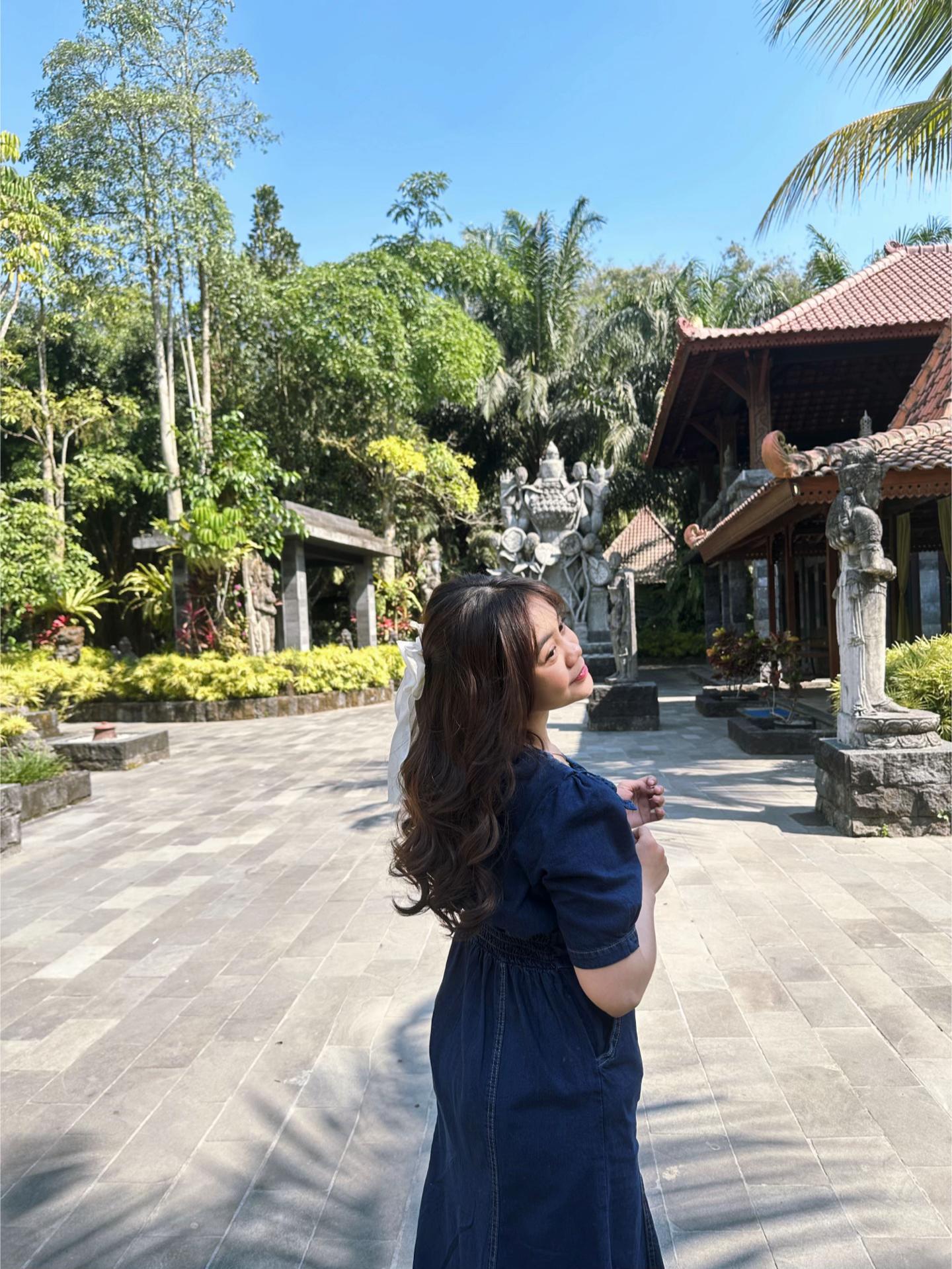 @nabila&bull;