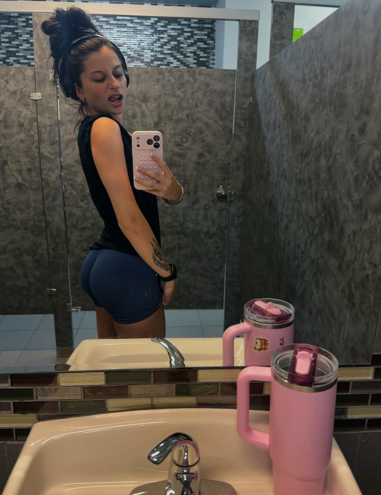 @ella bella
