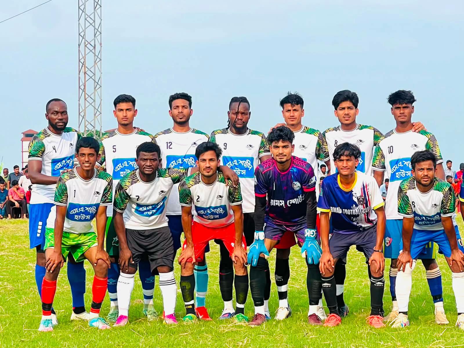@𝘼ＤɪꮮＨᥲ𐍃ᥲ𝗻 🇧🇩⚽