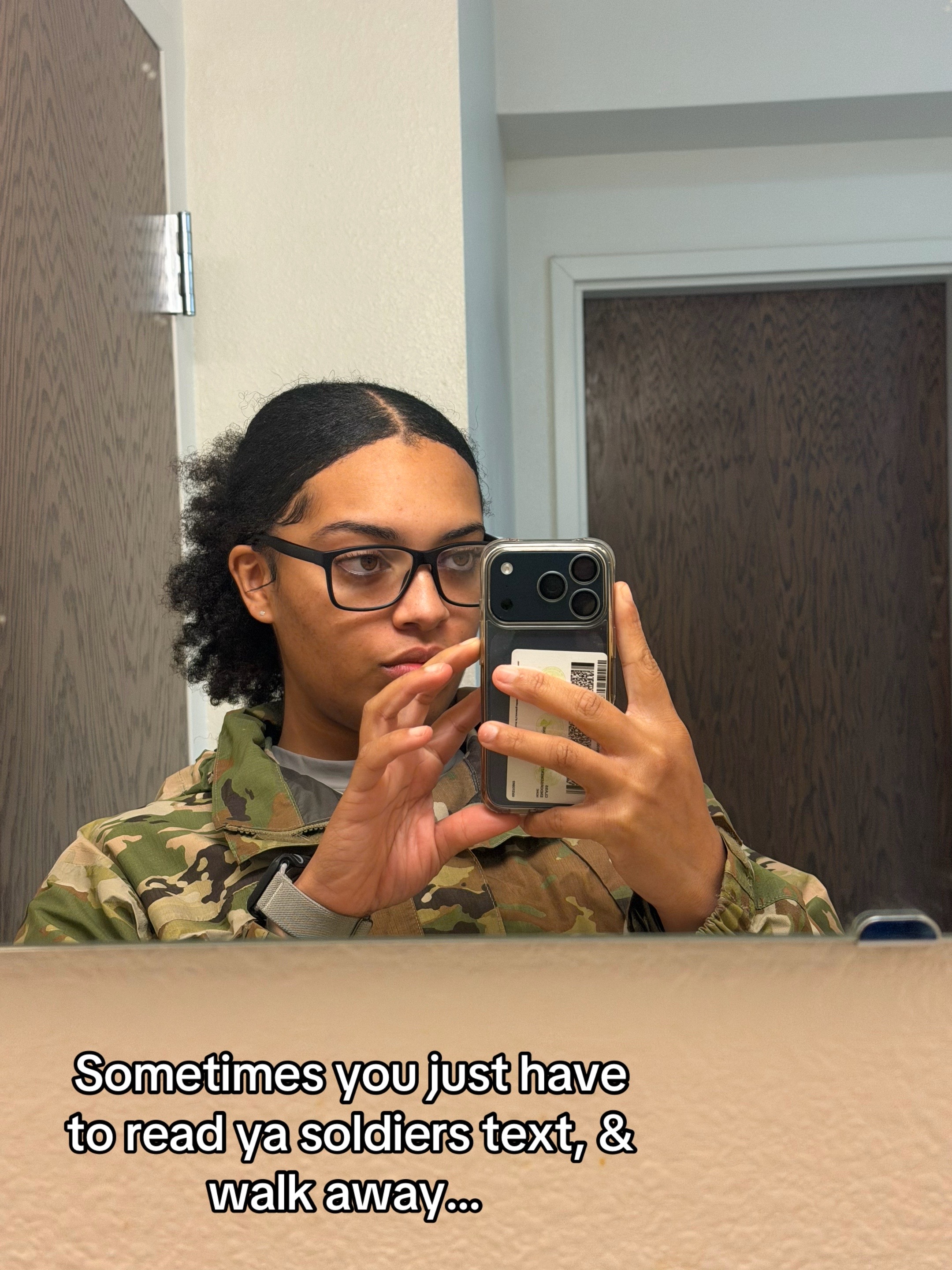 @Anaaa