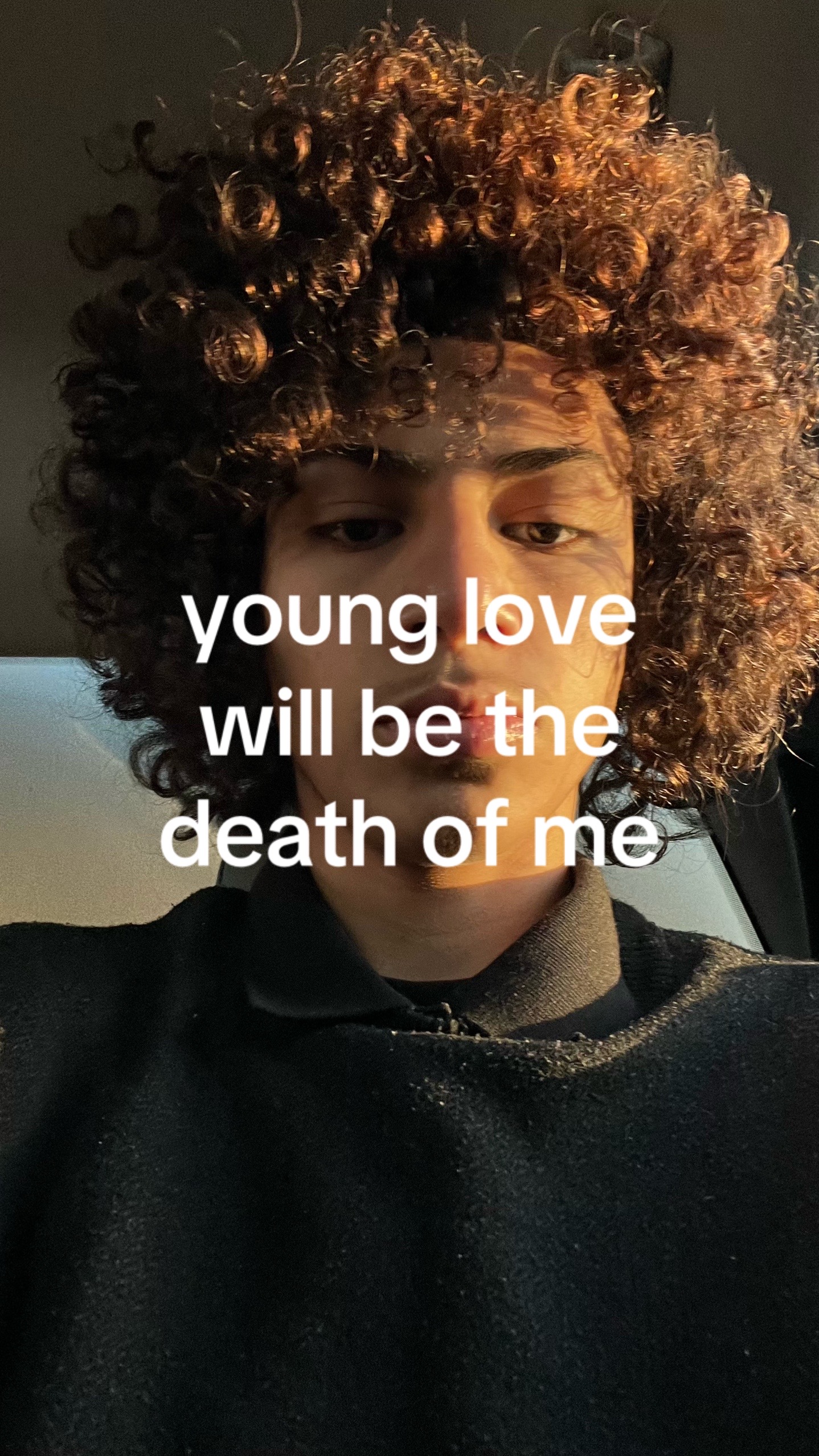 @￼