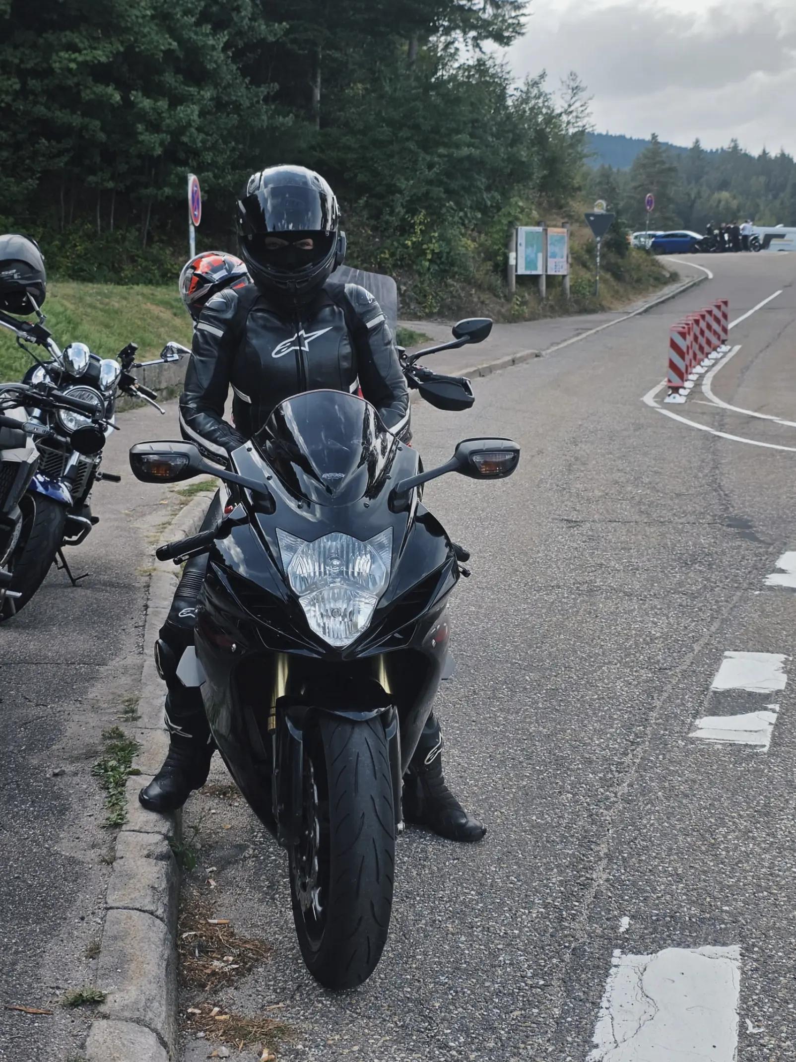@_gixxer_750