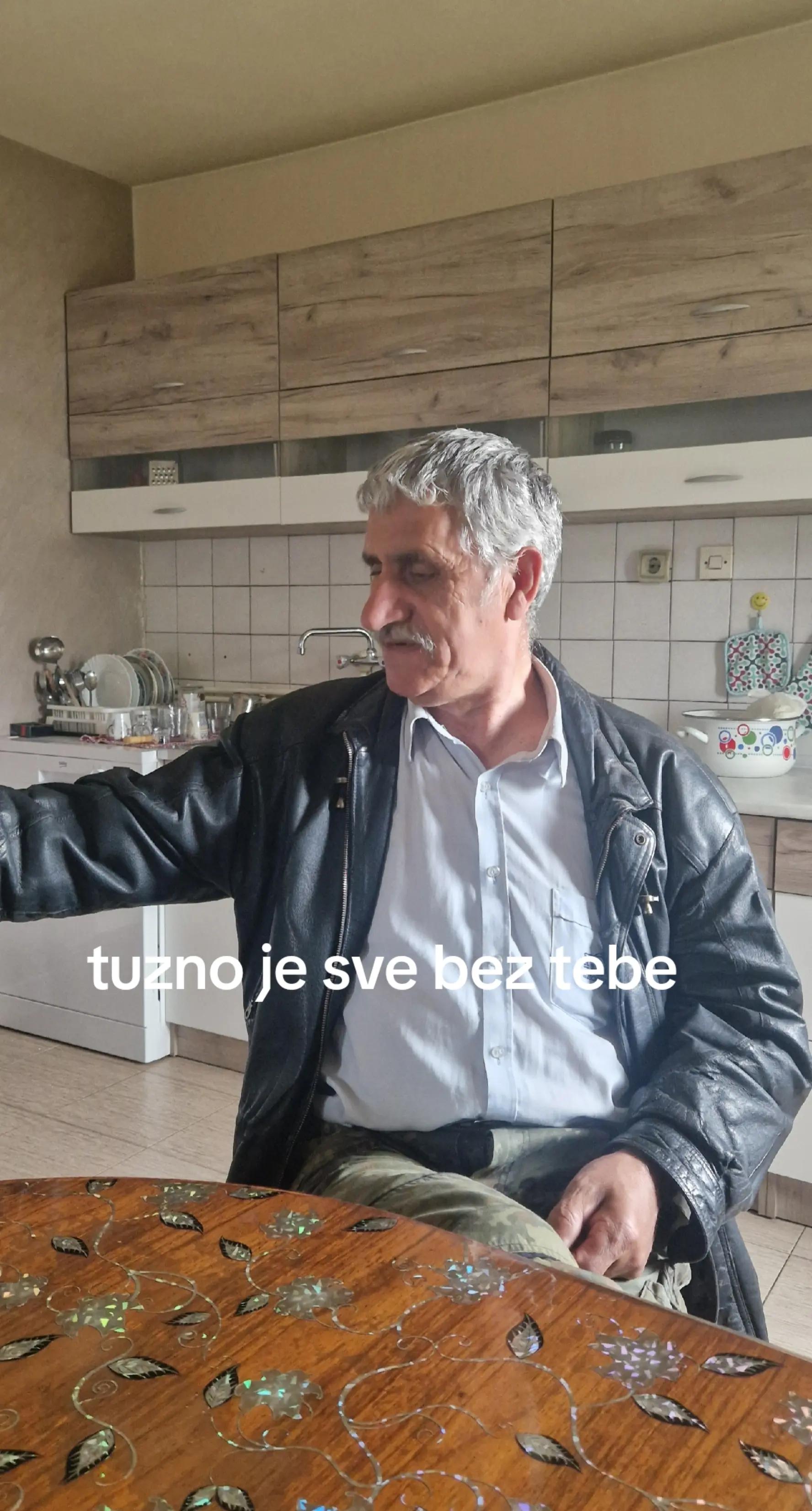 @rNina