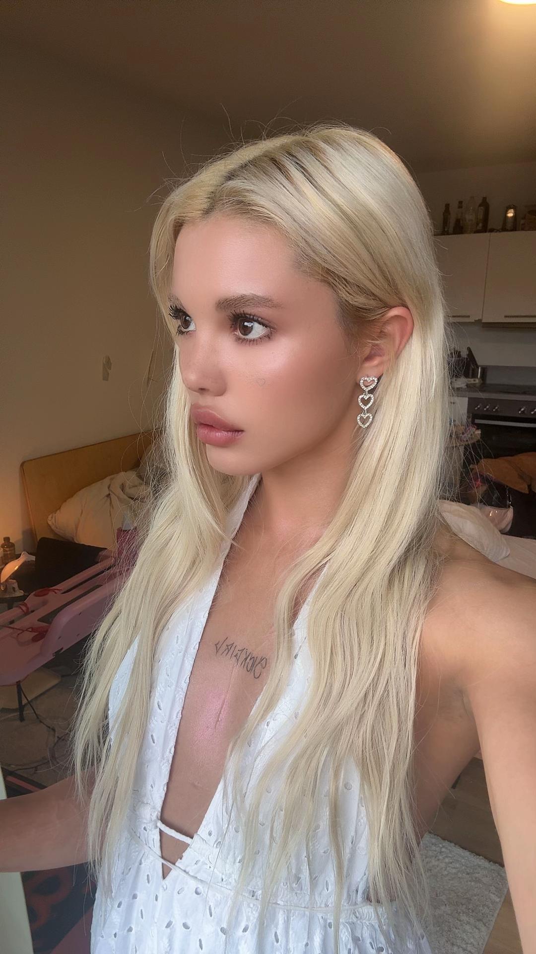 @krankebarbie