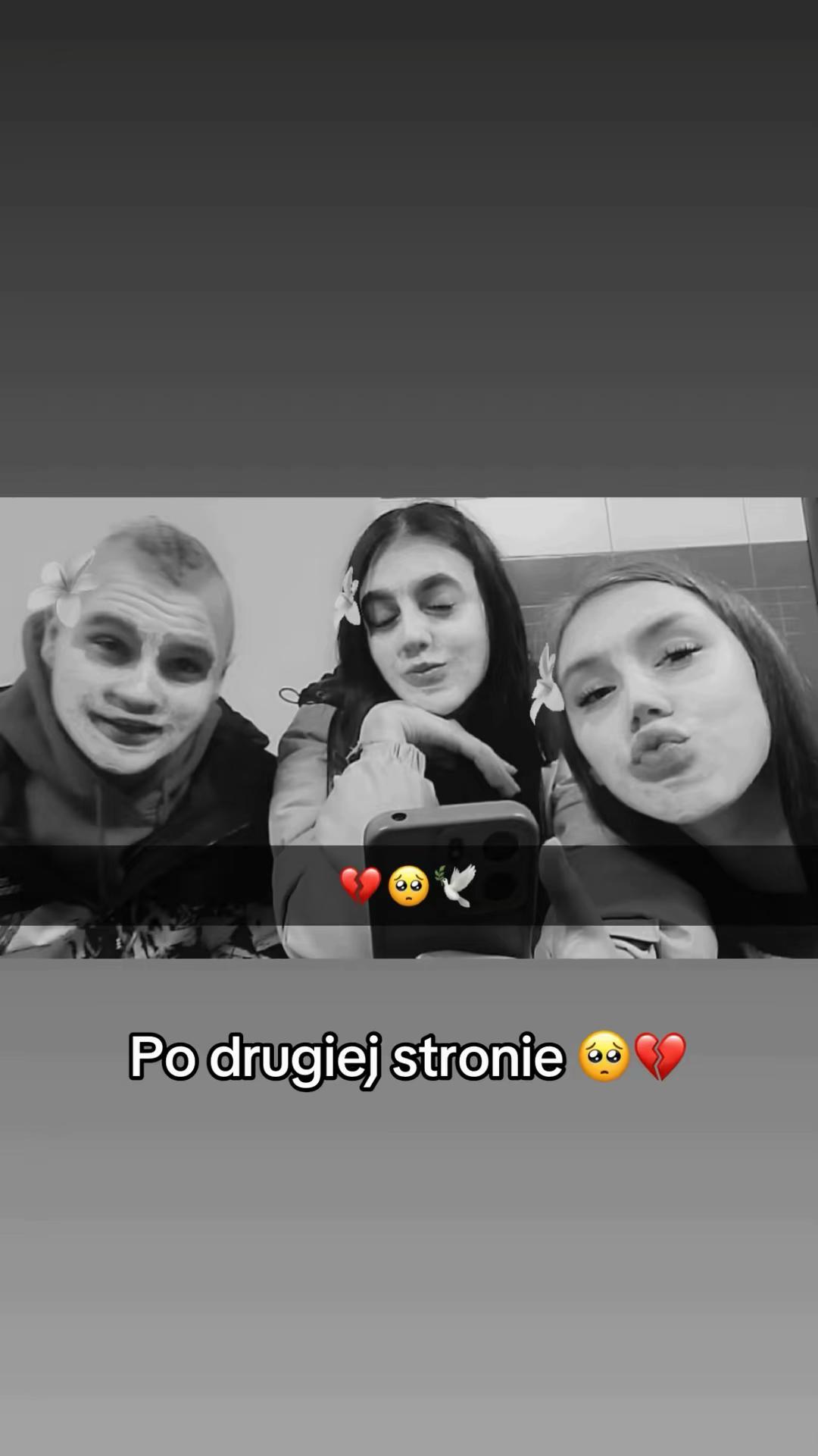 @Emilka_08