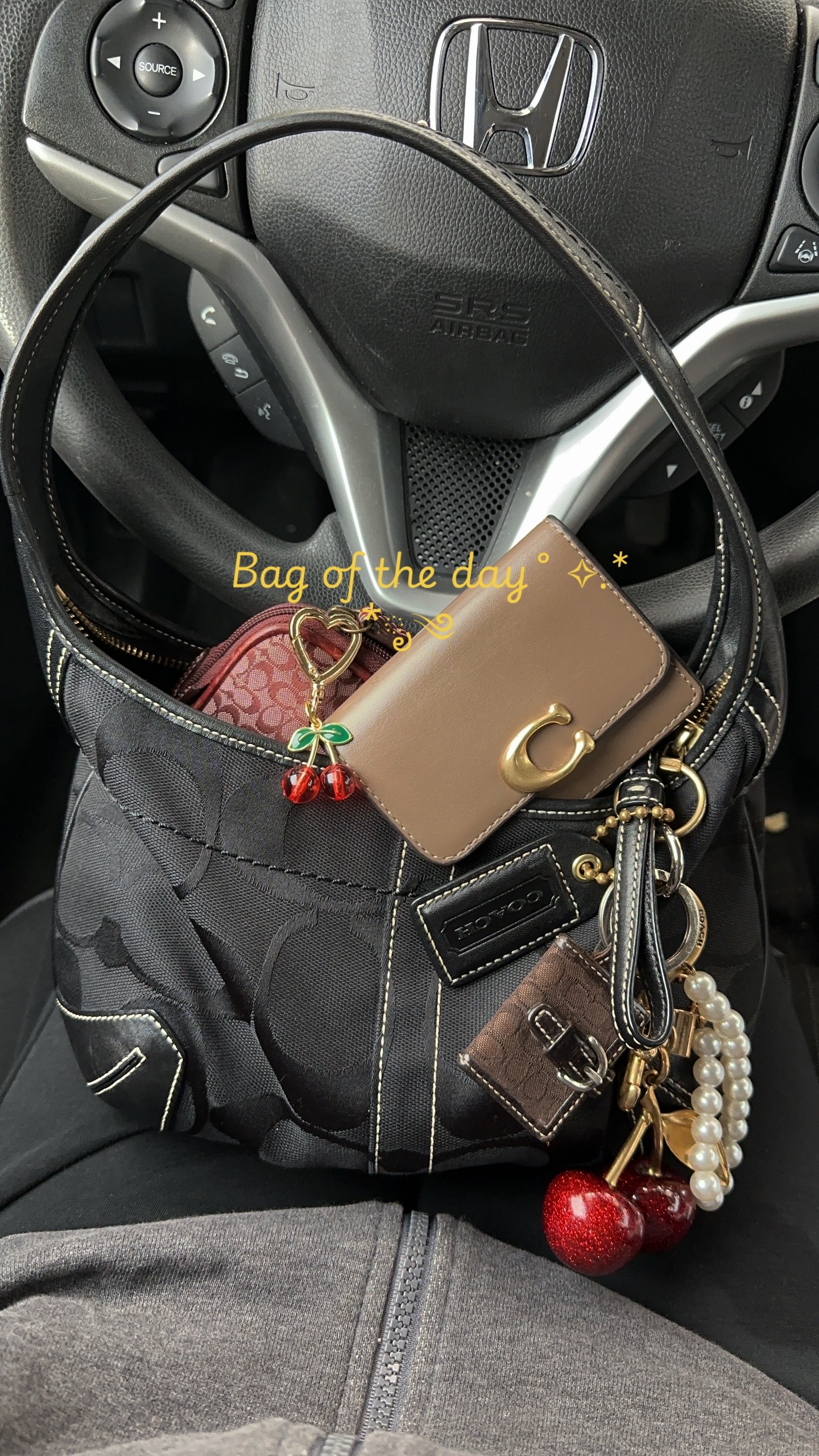 @𝘦𝘭𝘰𝘪𝘴𝘢𝘦𝘭𝘢𝘴 ⋆୨୧˚