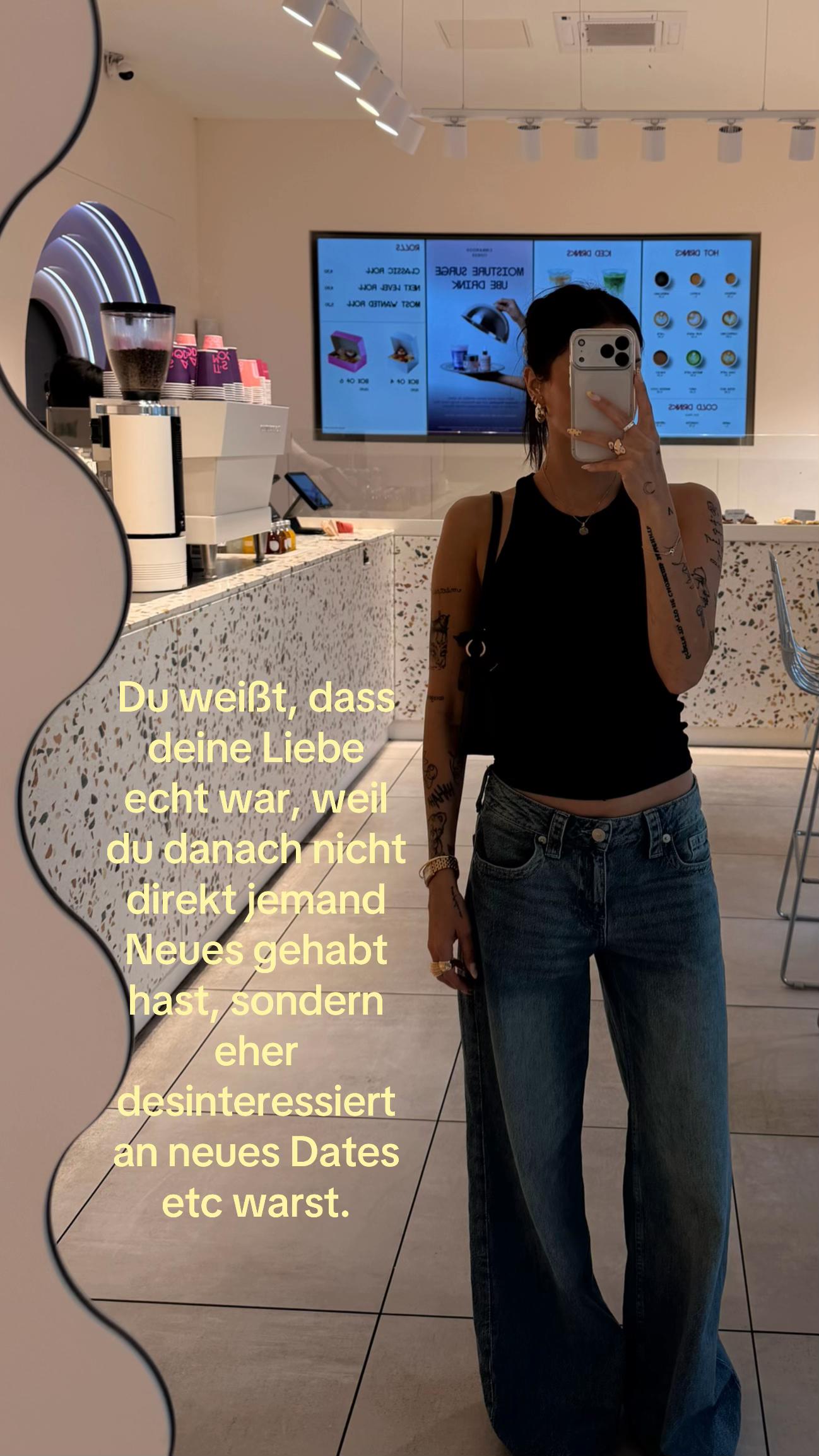 @𝐥𝐚𝐮𝐫𝐚