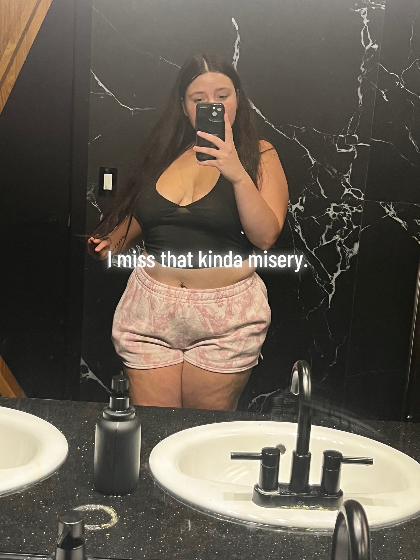 @🌚