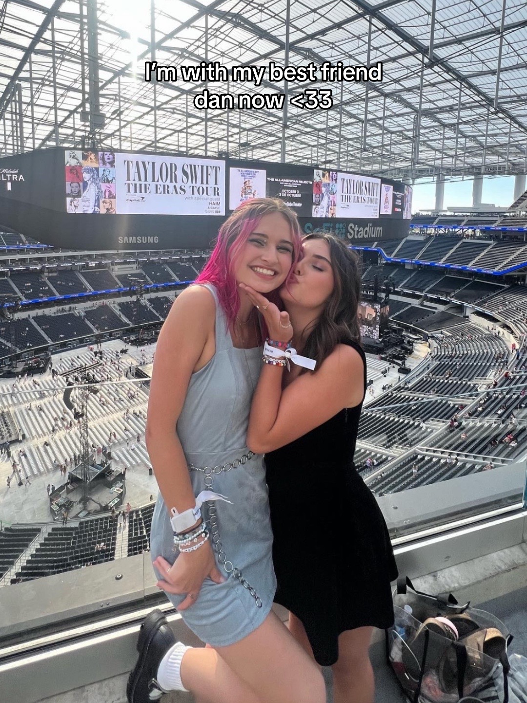 @ashleyseamour