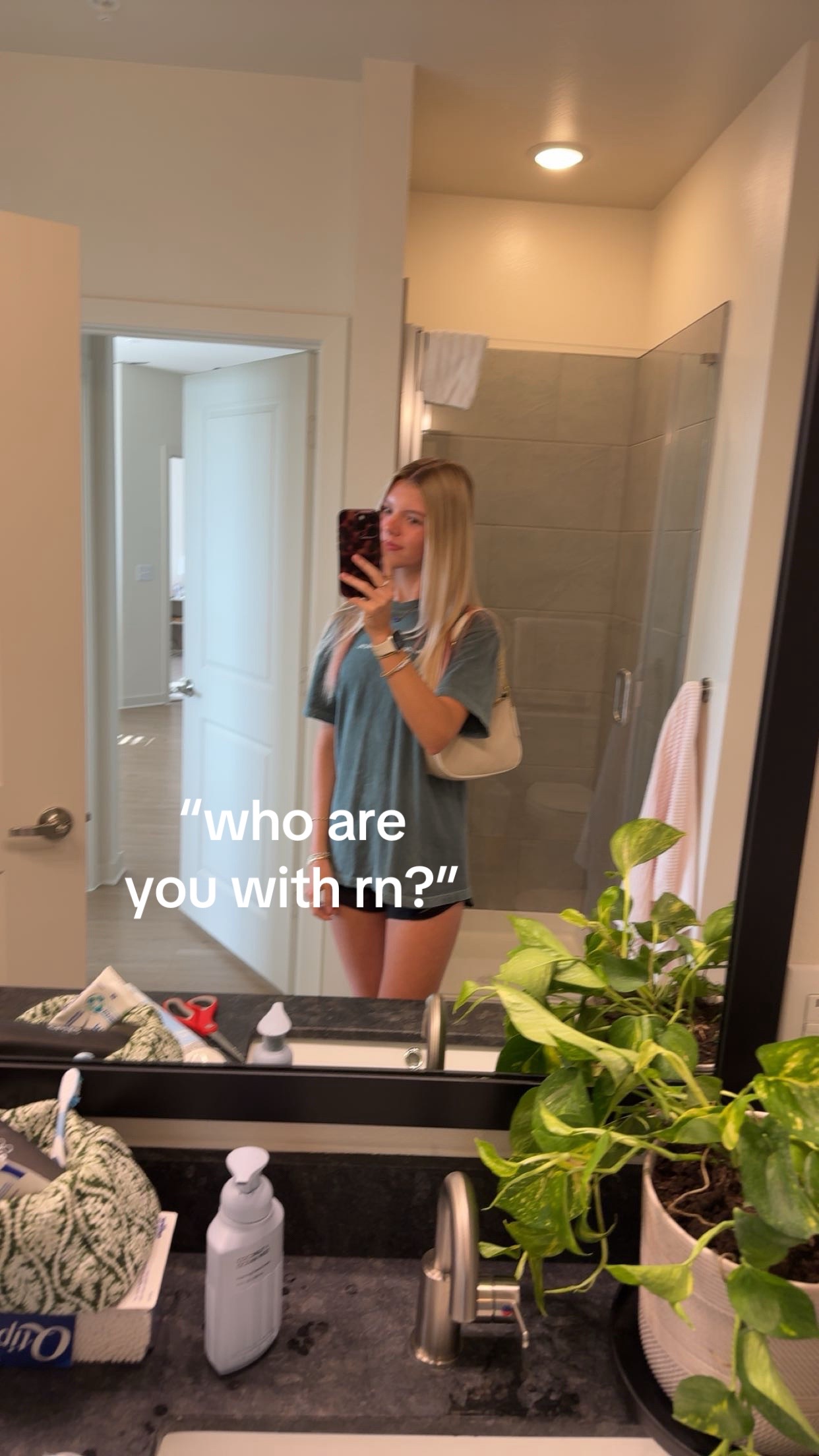 @julesss