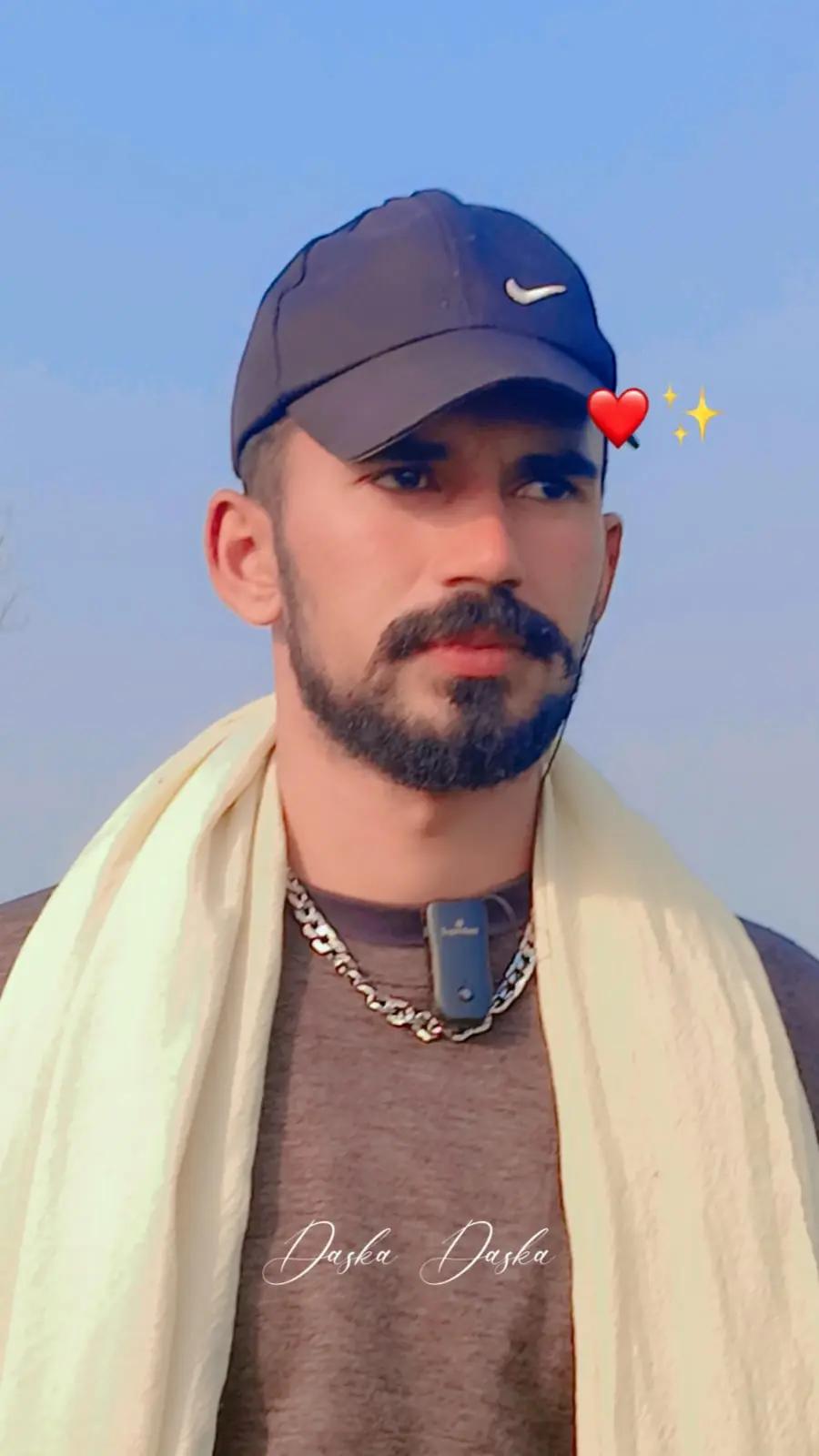 @Zaini ladla🪑🪑