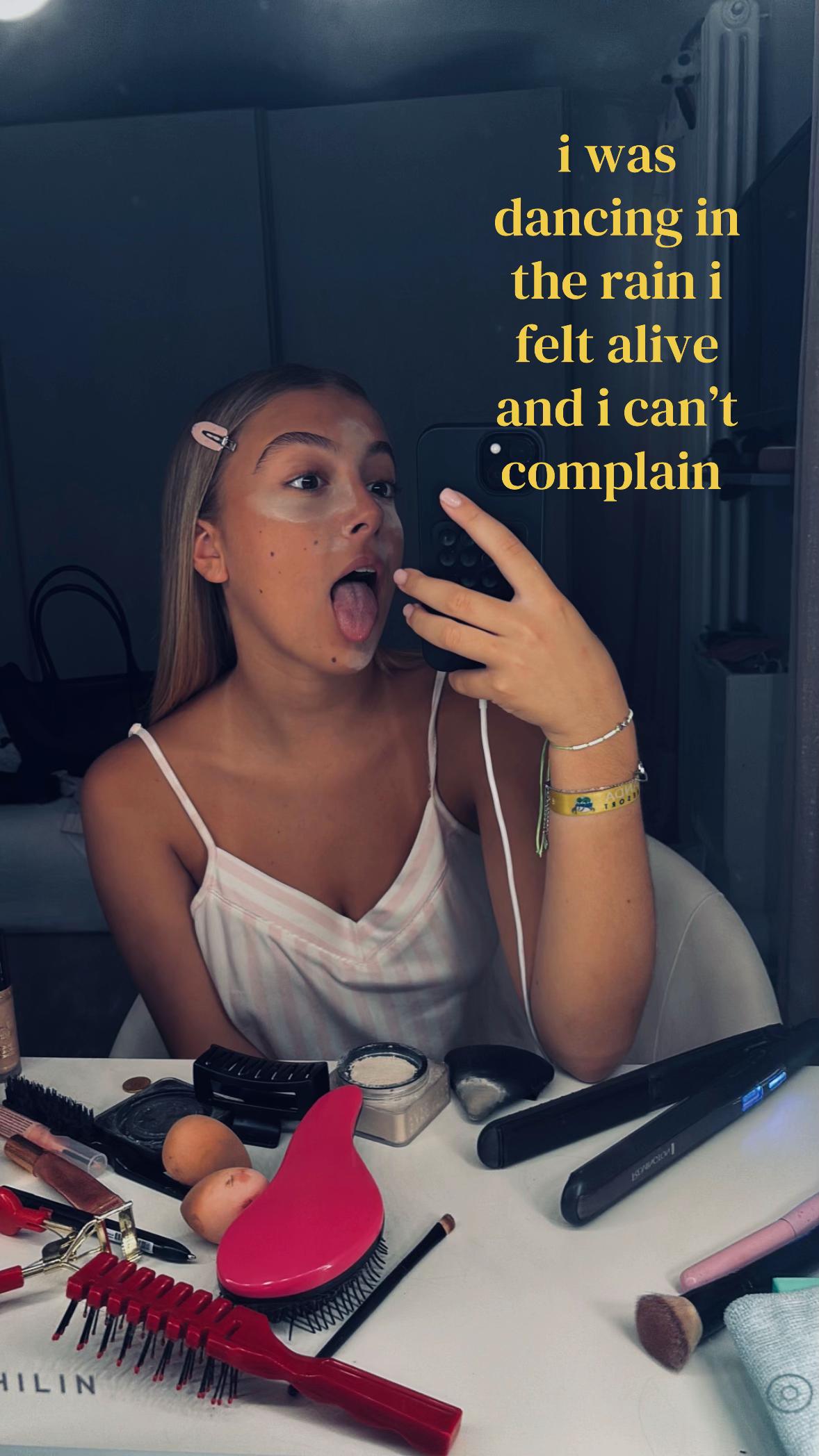 @🪽